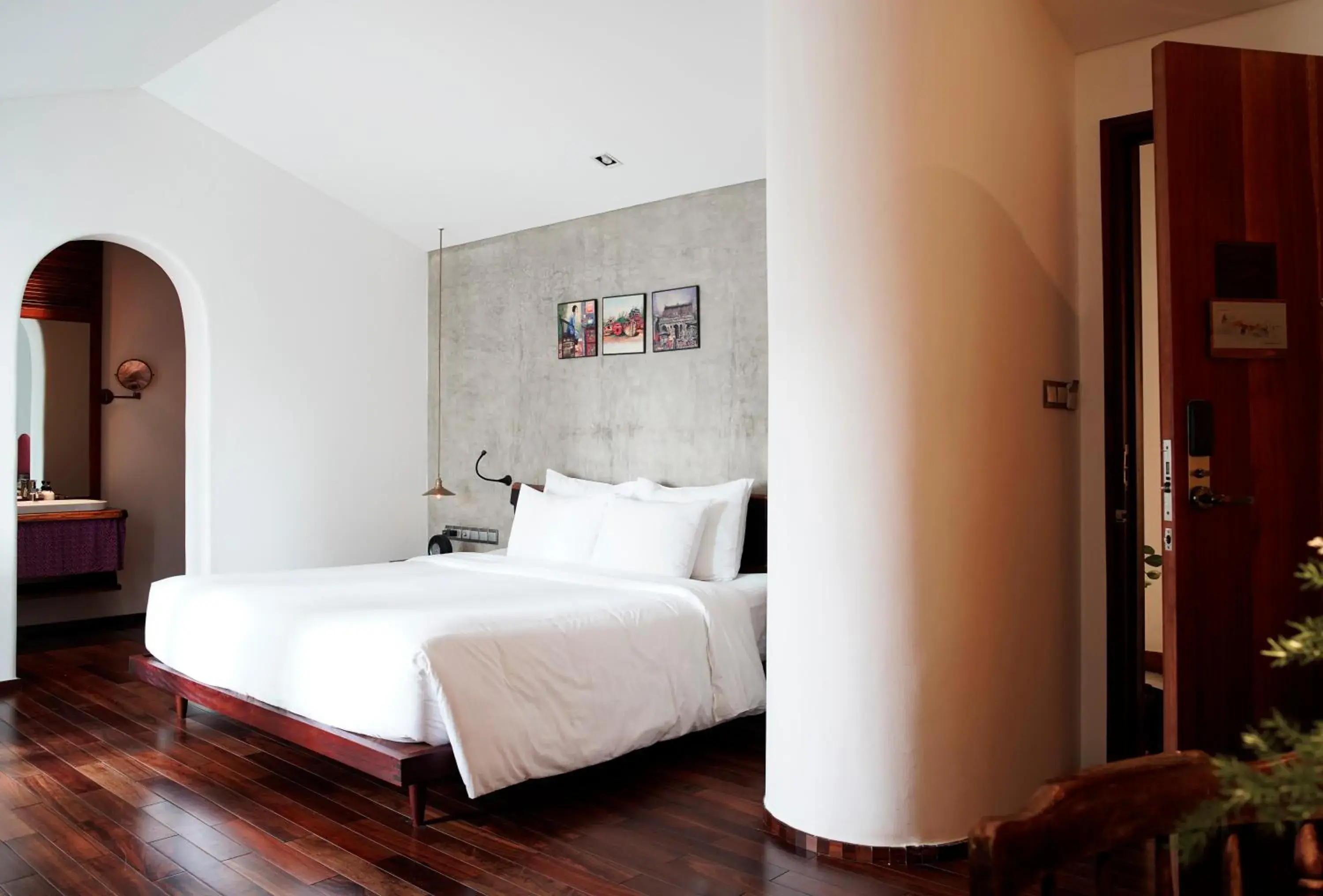 Verdant Calm Balcony Double Room in The Myst Dong Khoi Verdant Calm Balcony Double Room in The Myst Dong Khoi