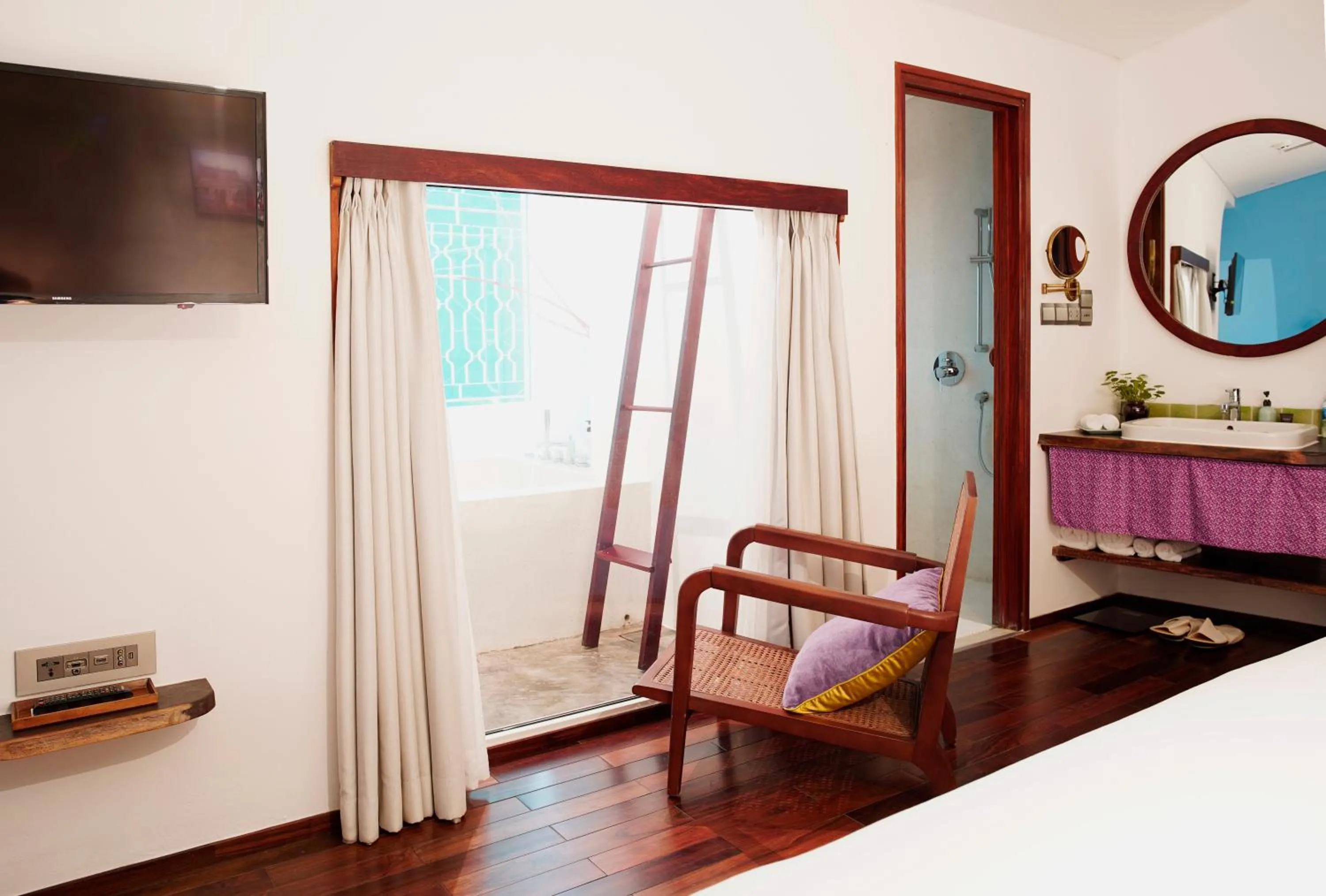 Bathroom, Bed in The Myst Dong Khoi