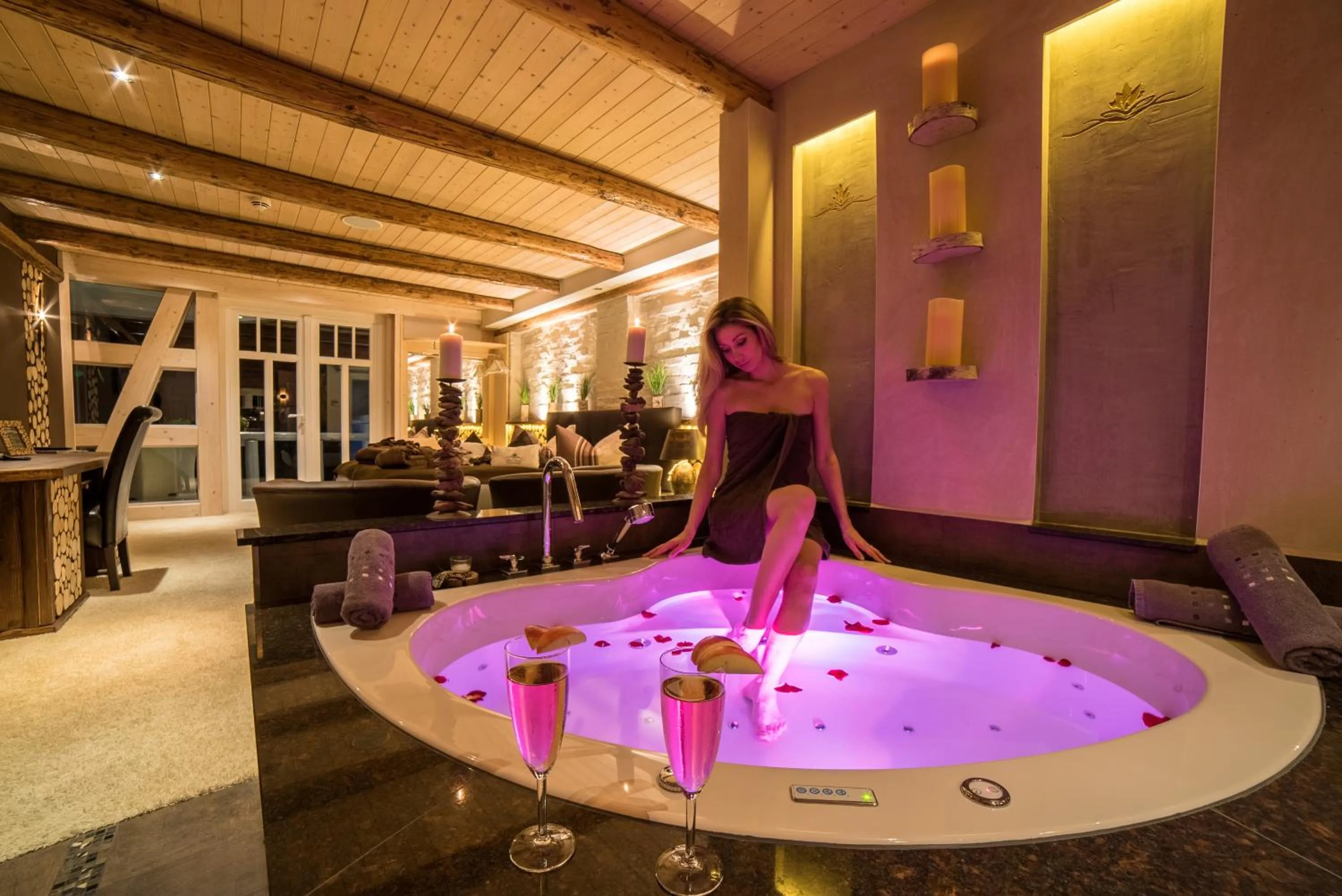 Hot Tub in Hotel SPA VILLA Beauty & Wellness Resort