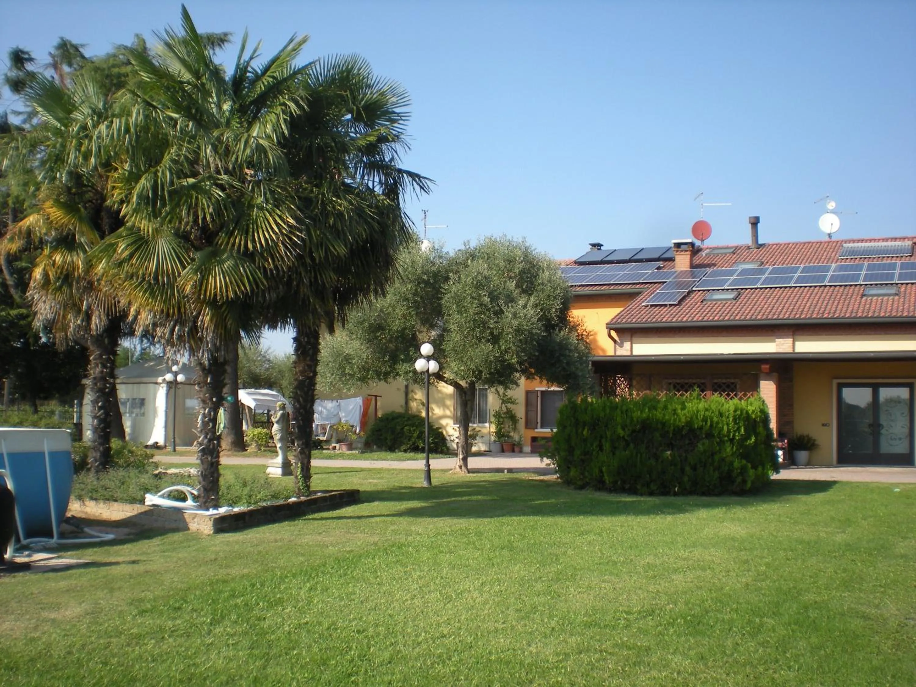 Property building in Camere Solidea