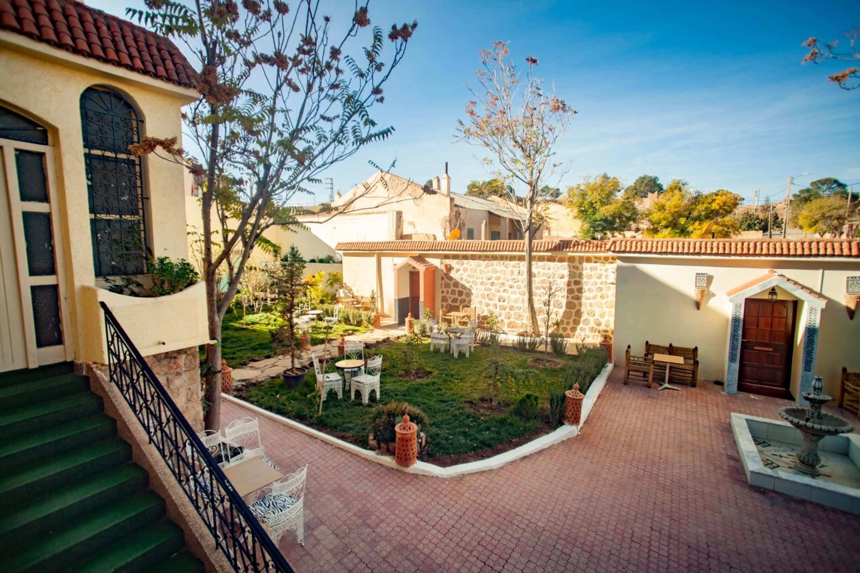 Property building in Villa Pomme d'Or