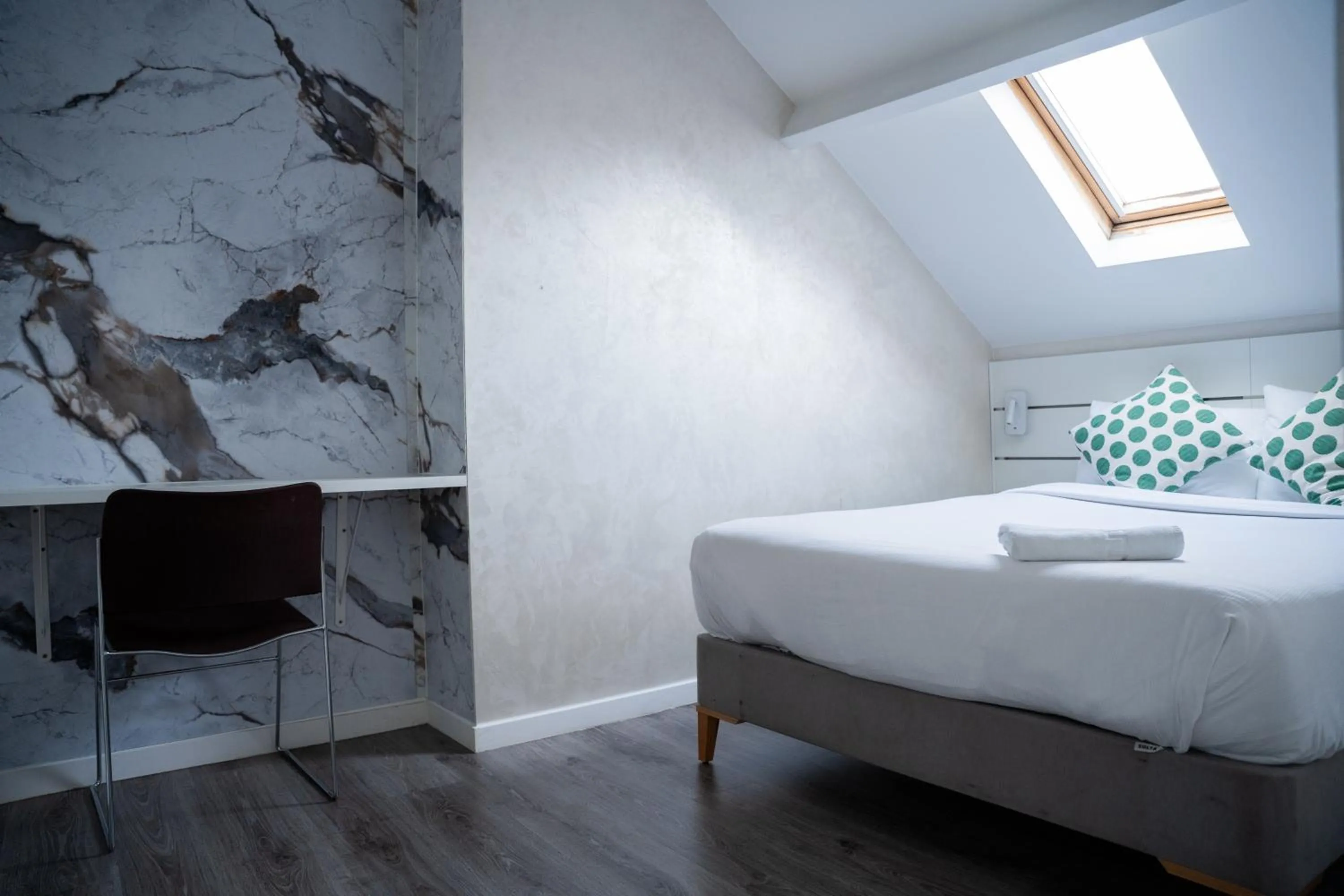 Bed in Hotel Le Centenaire Brussels Expo