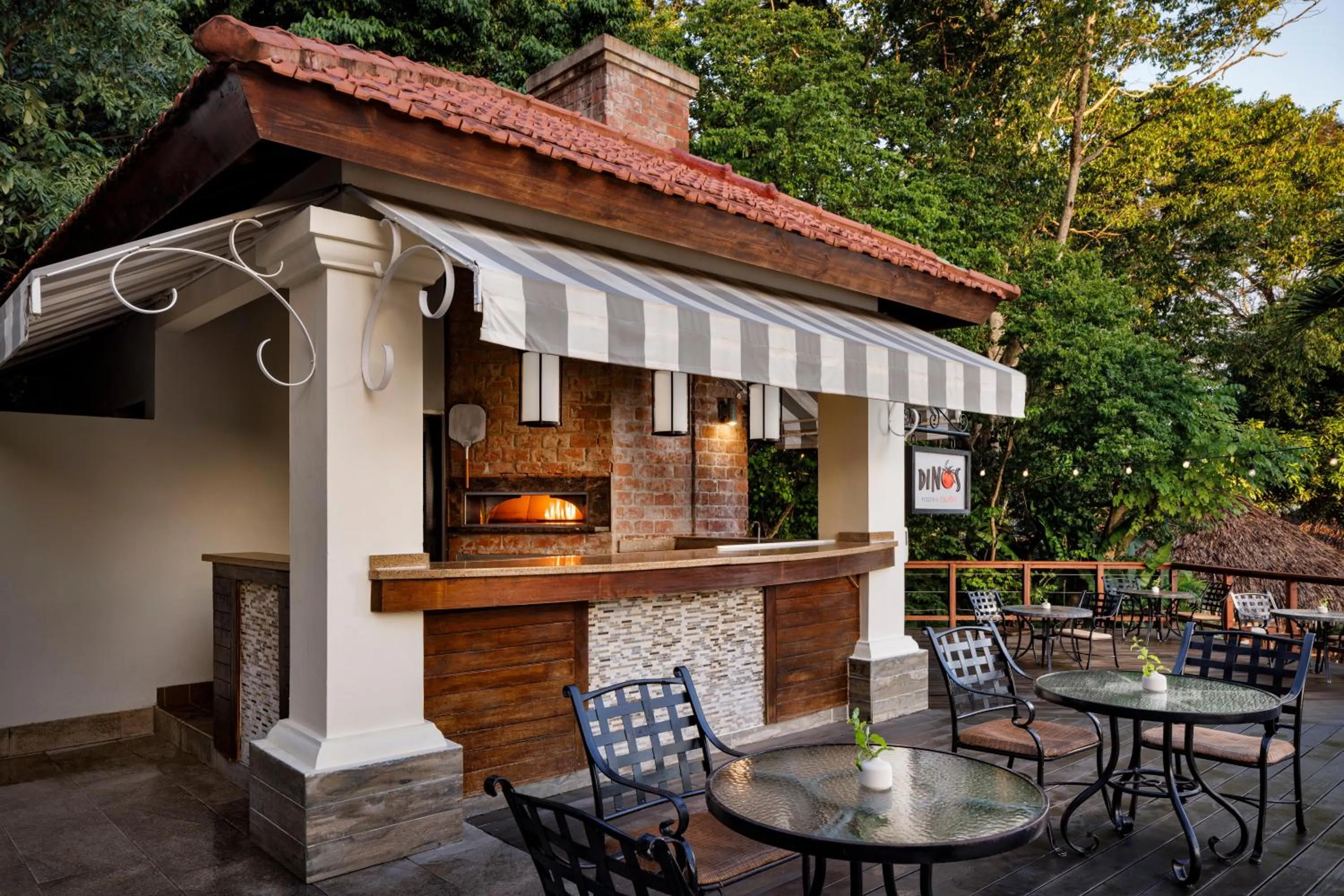 Restaurant/places to eat in Sandals Ochi Beach All Inclusive Resort - Couples Only