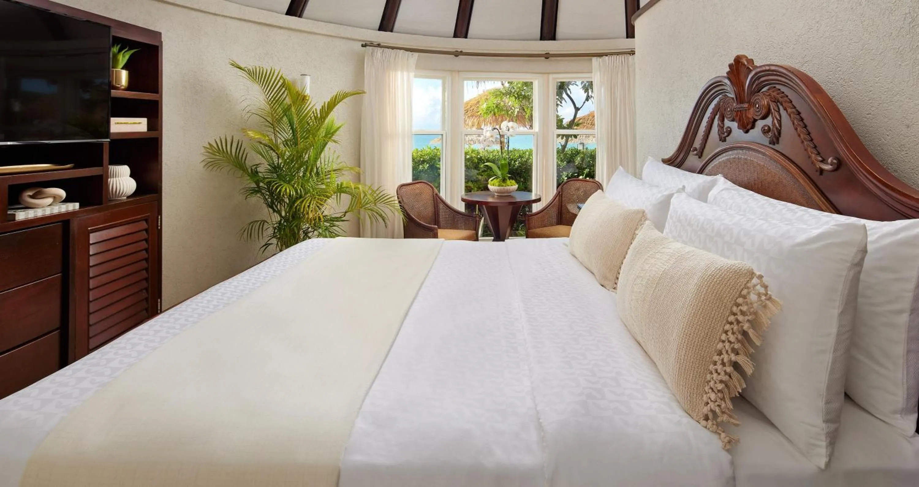 Photo of the whole room, Bed in Sandals Grande Antigua - All Inclusive Resort and Spa - Couples Only