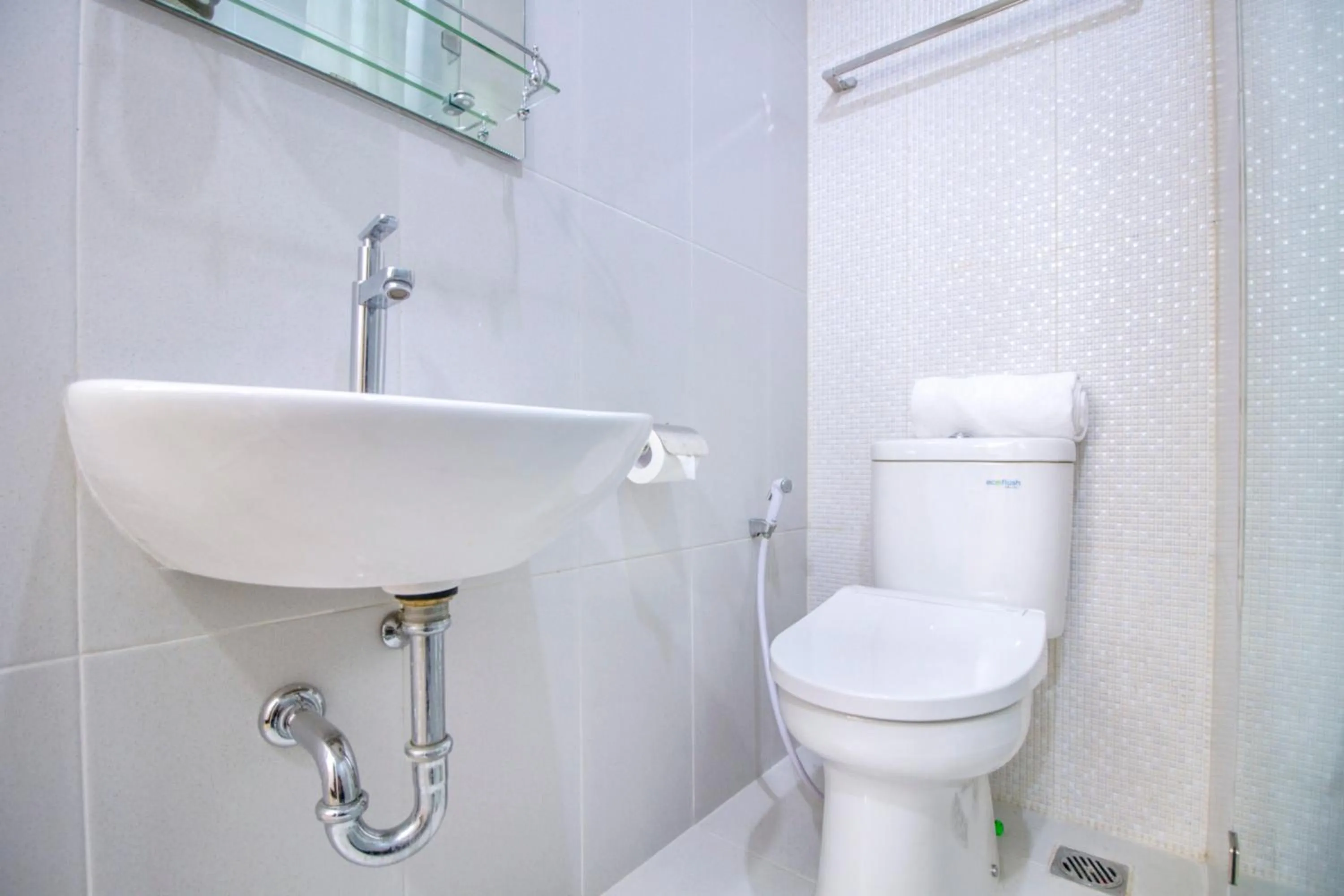 Bathroom in Mk House Scbd