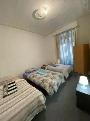 Bed in Lisbon Bangla