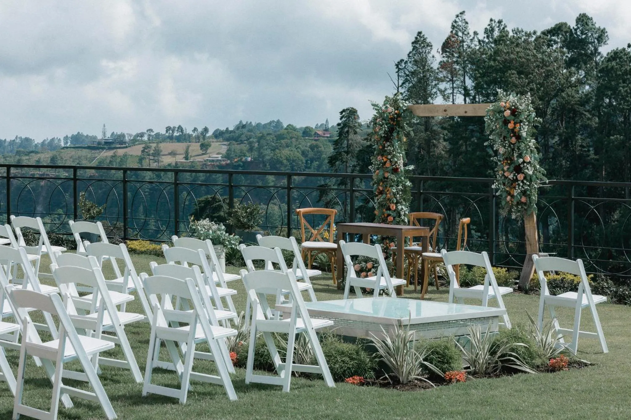 Mountain view in Bambuda Castle