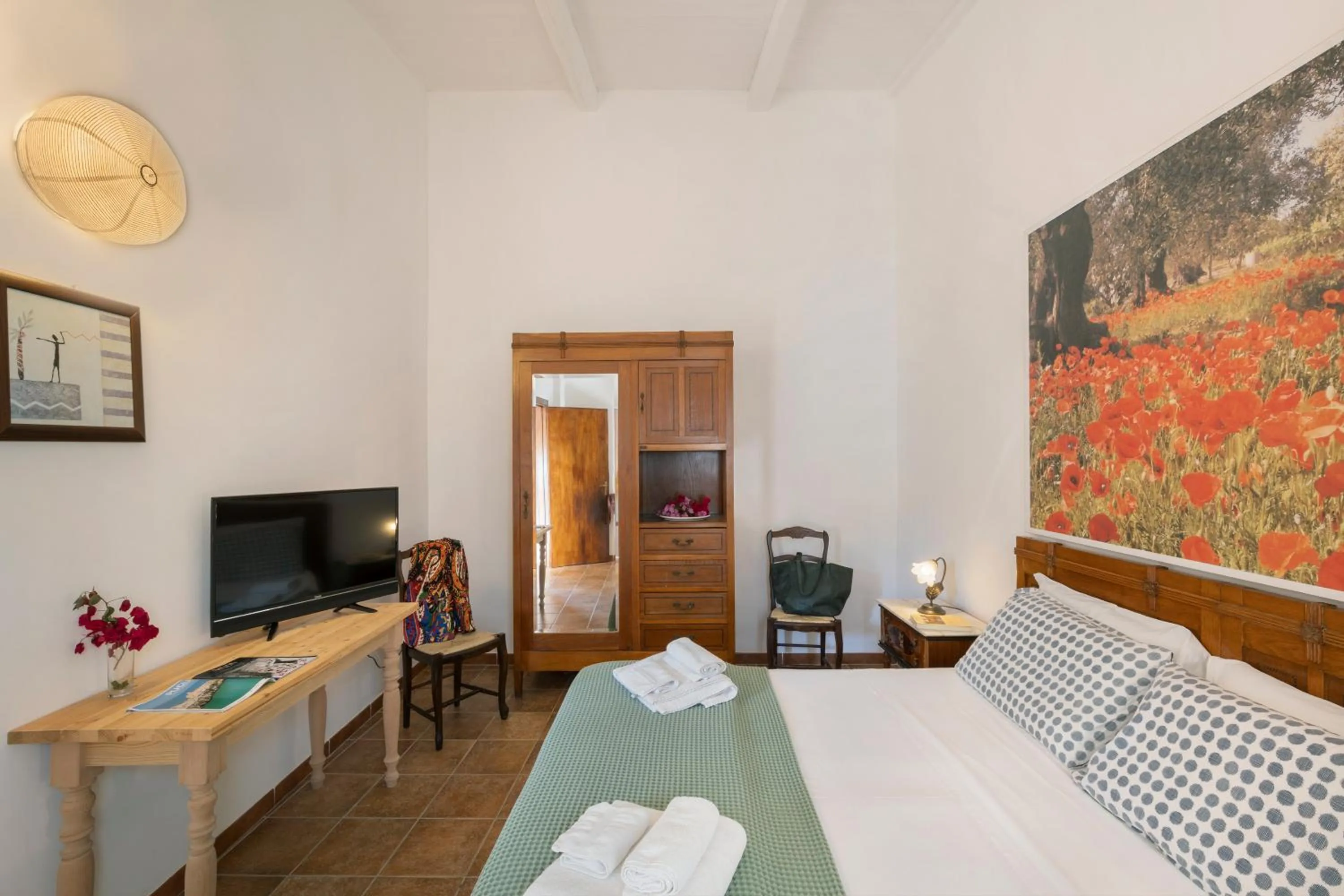 Photo of the whole room, Bed in Masseria Zanzara