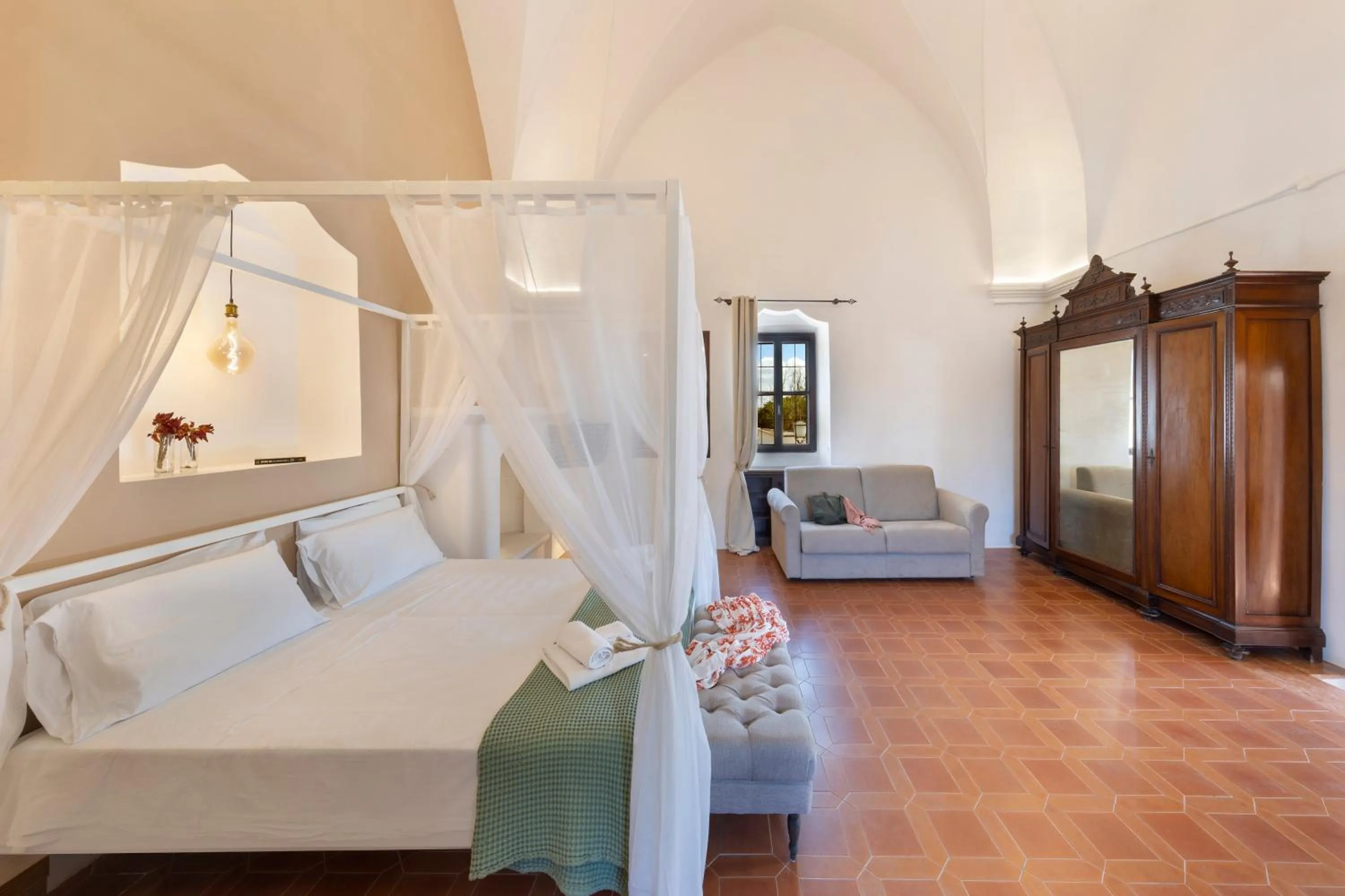 Photo of the whole room, Bed in Masseria Zanzara