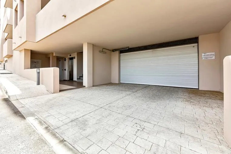 Property building in Doble Playa