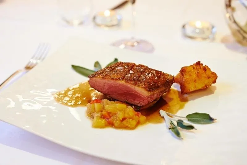 Food in Logis Hôtel Restaurant du Moulin