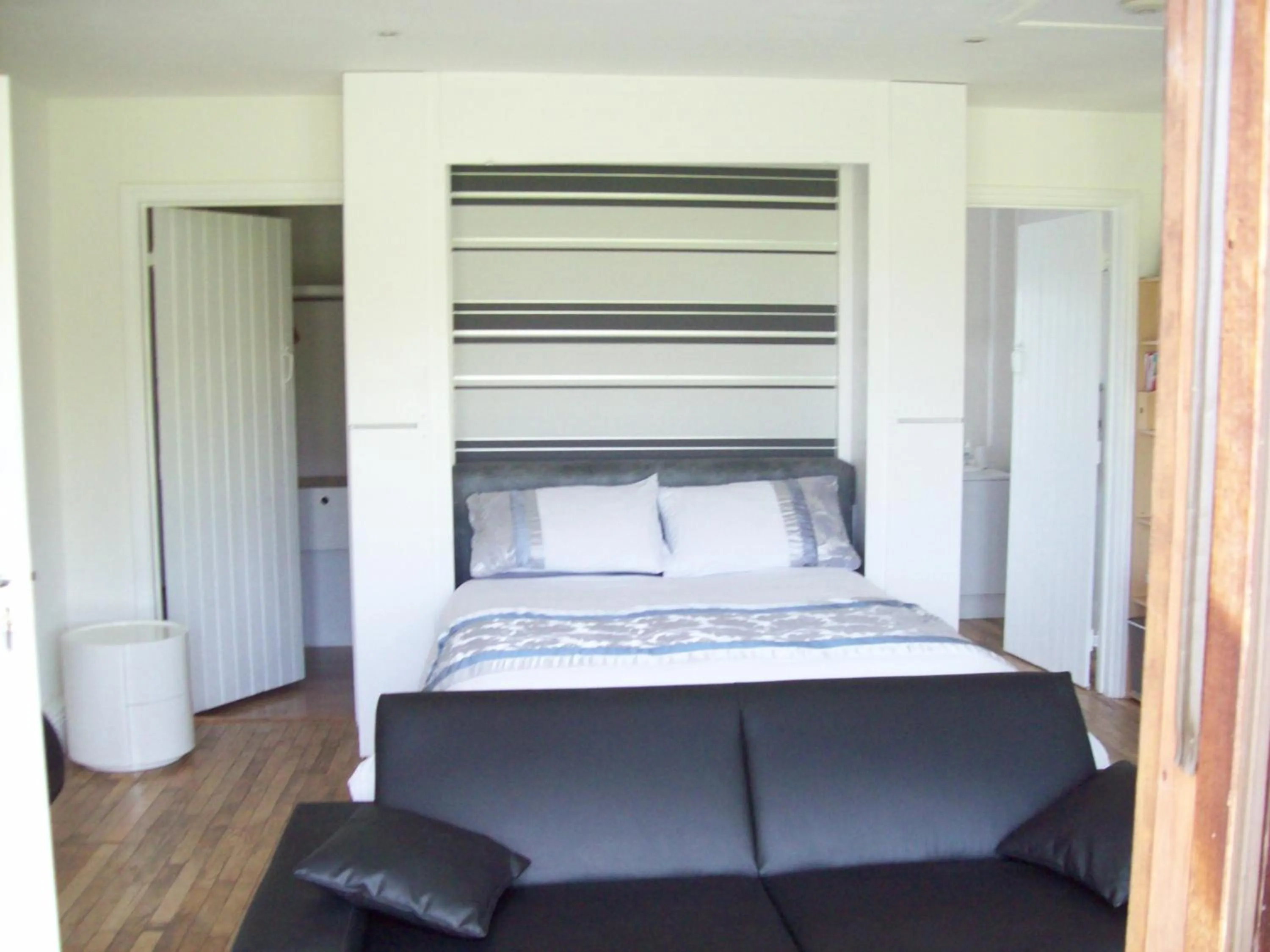 Bed in WILLOW BARN boutique B&B