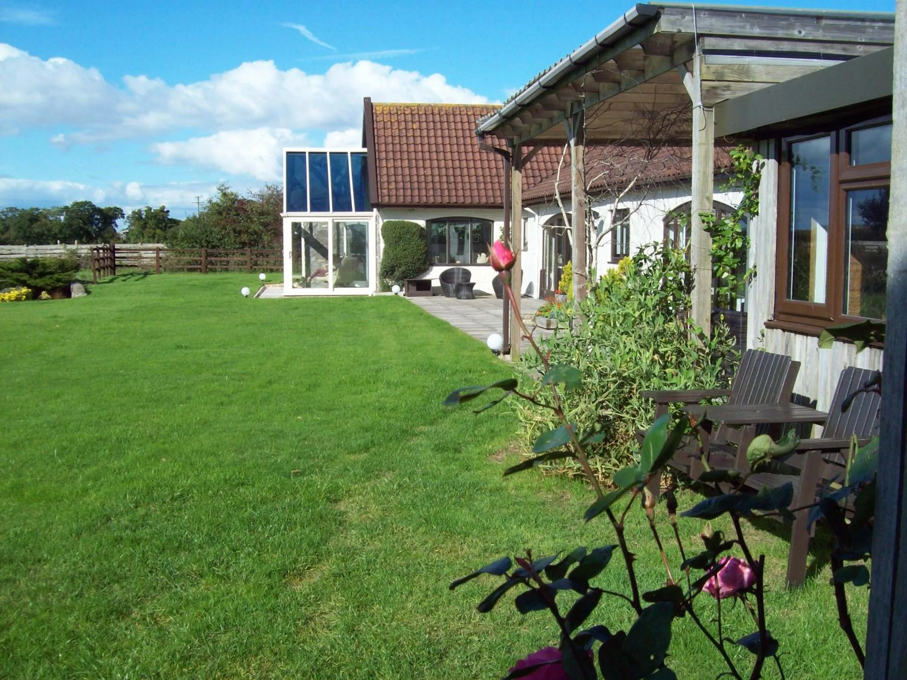 Property building in WILLOW BARN boutique B&B