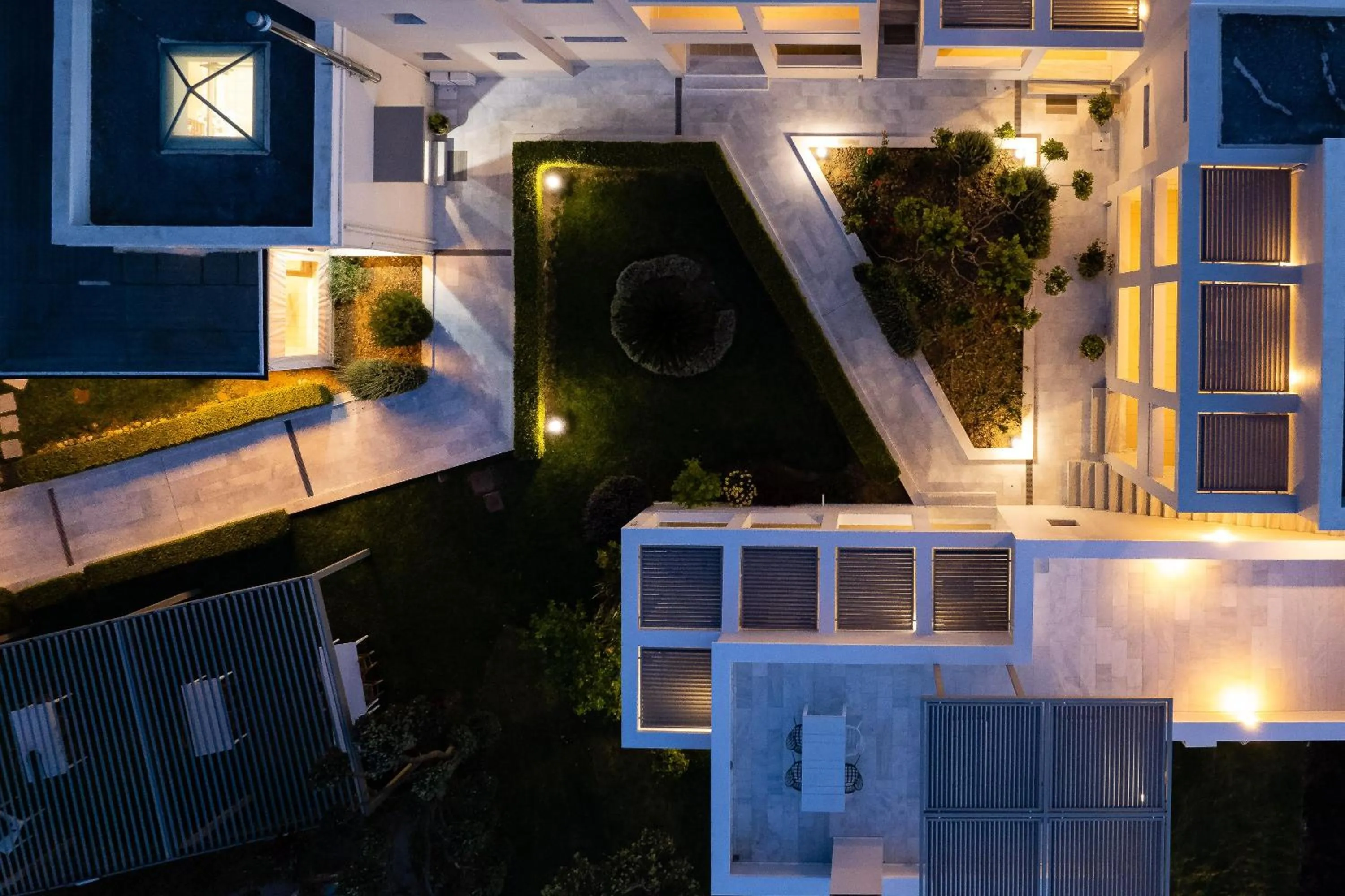 Property building in Mikro Livadi Special Lodges - Has an Eco Salt water pool - 150m from the beach