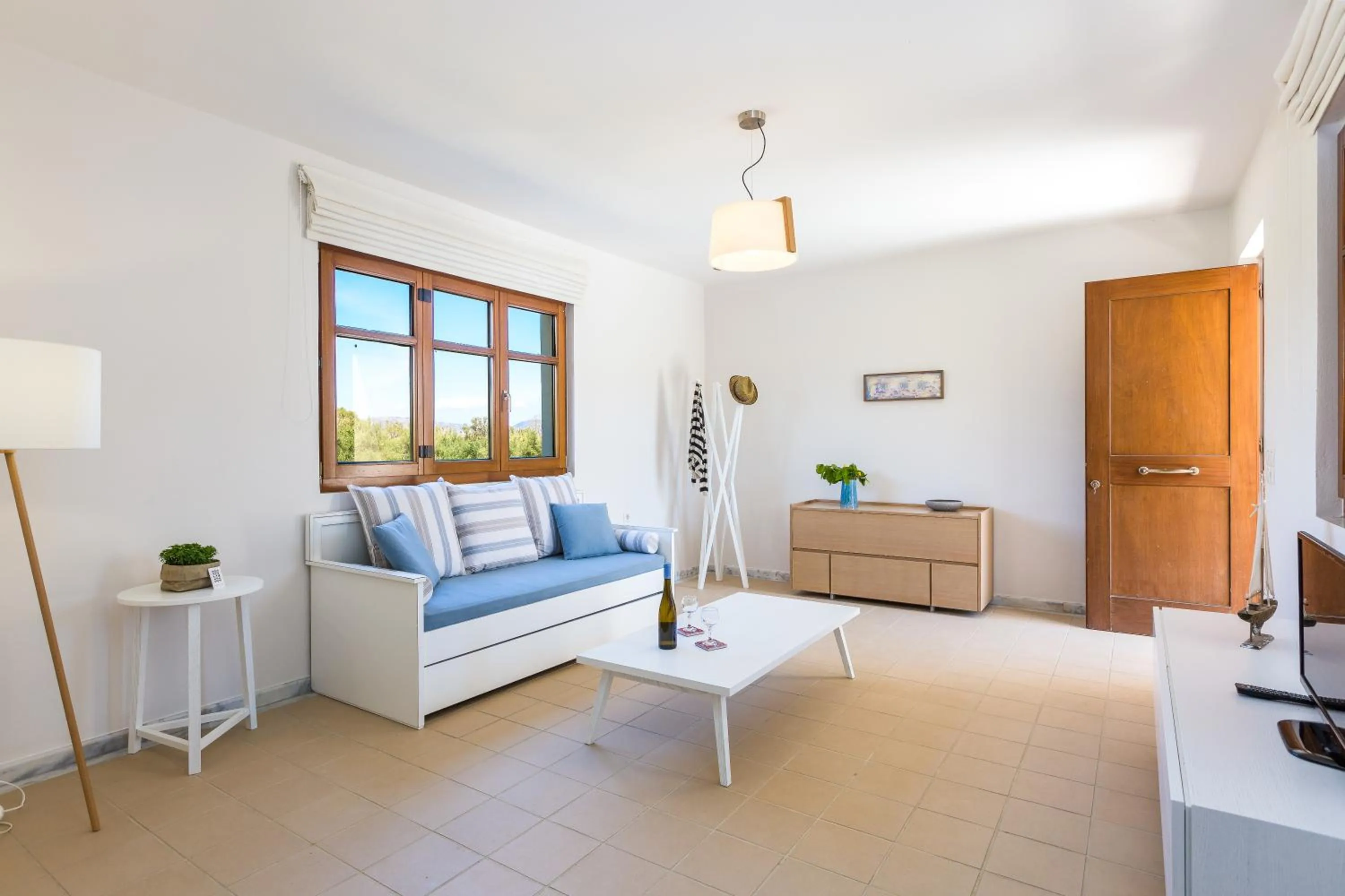 Living room in Mikro Livadi Special Lodges - Has an Eco Salt water pool - 150m from the beach