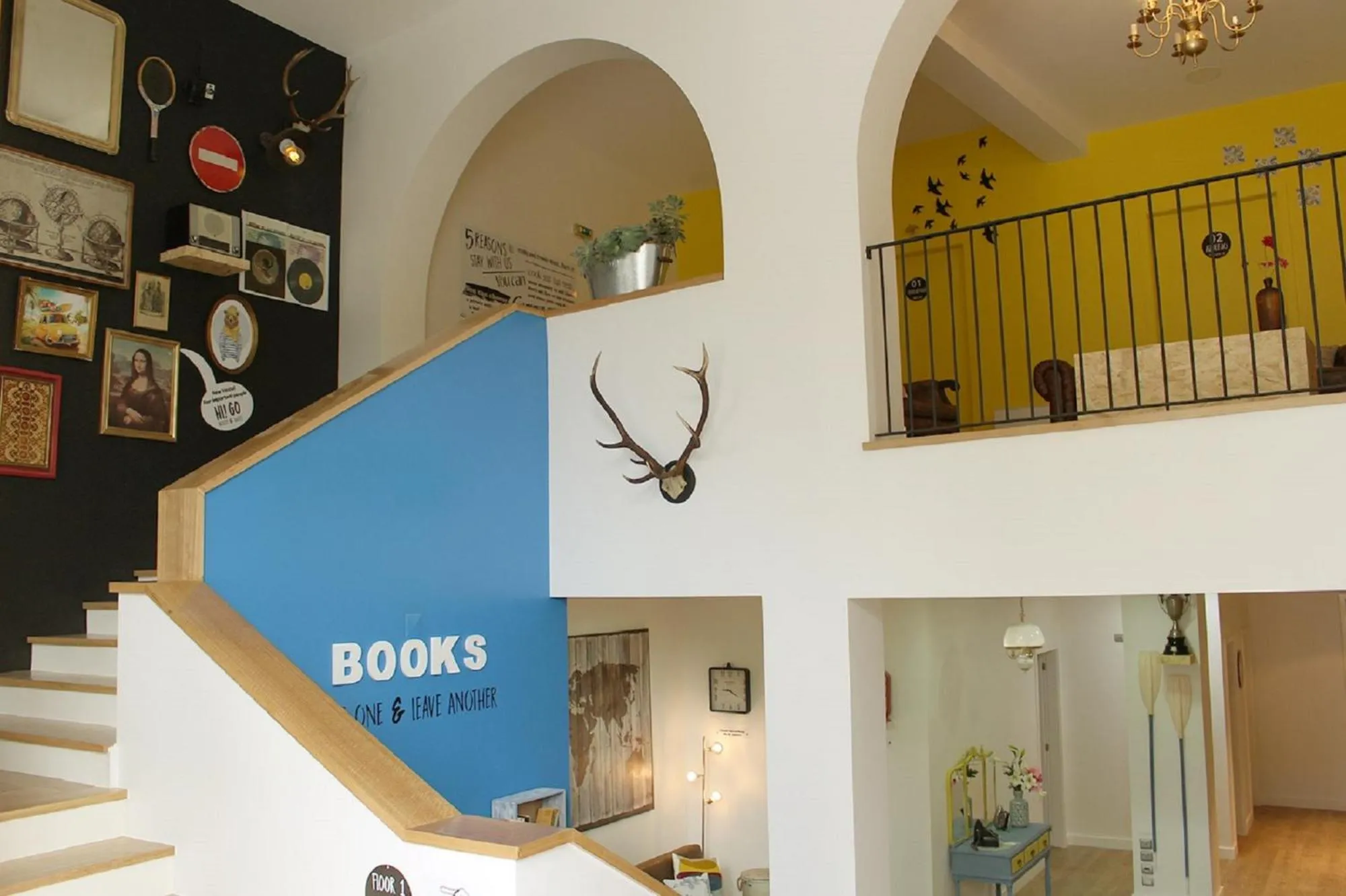 Communal lounge/ TV room in HI!GO