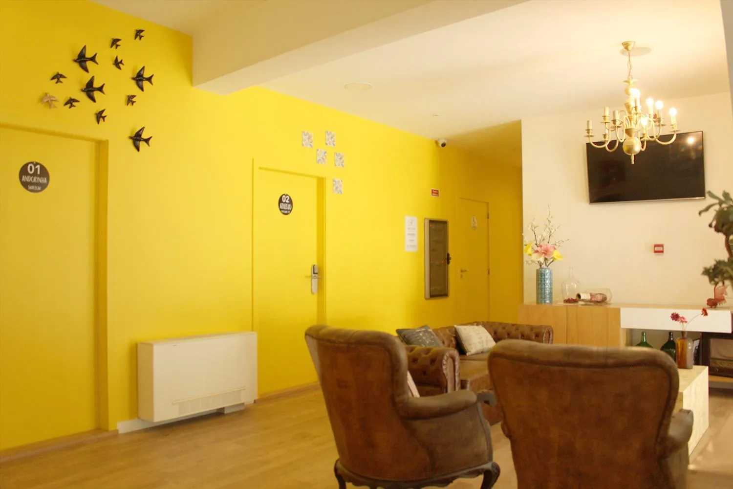 Communal lounge/ TV room in HI!GO