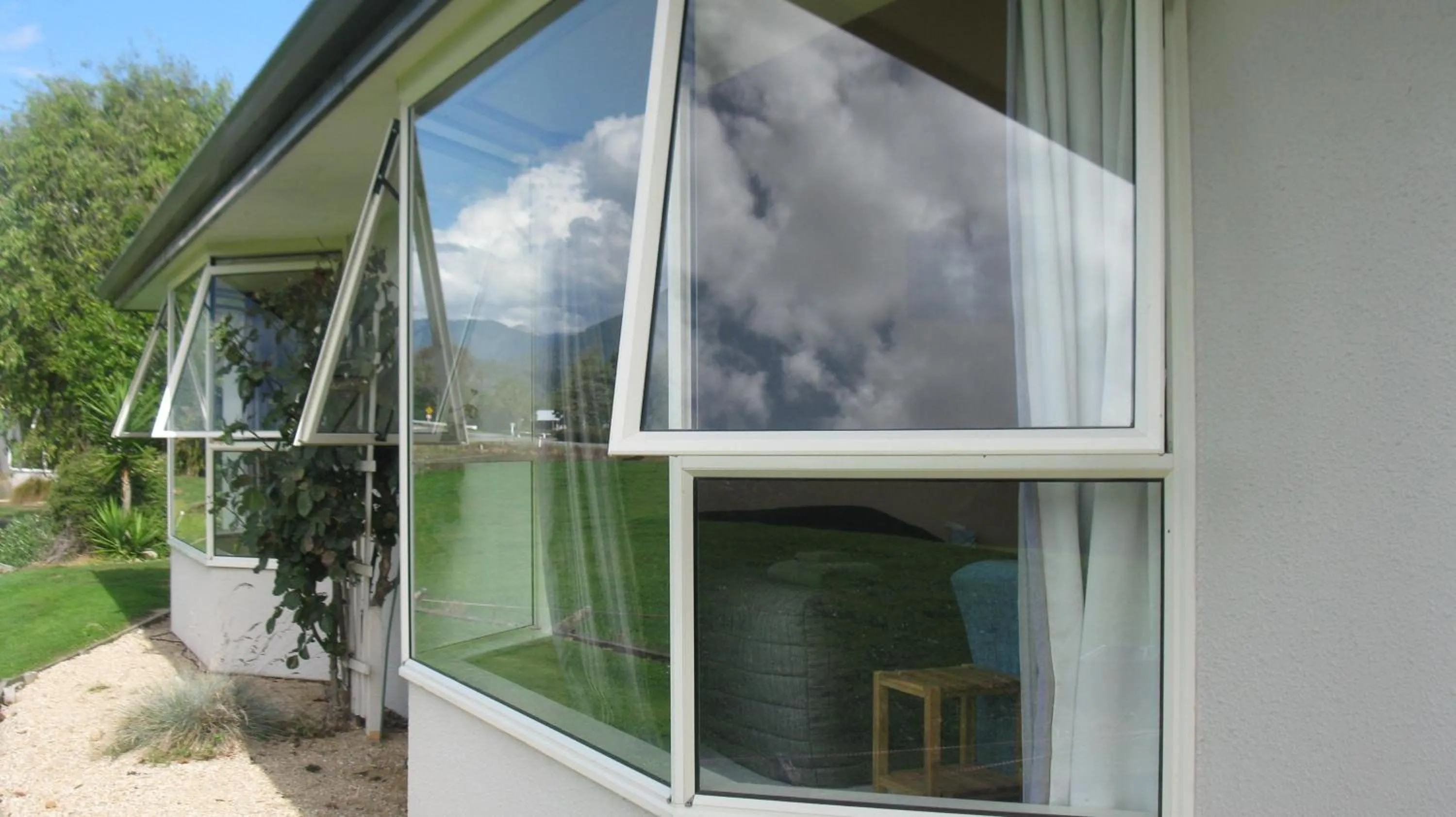 Property building in Karamea River Motels