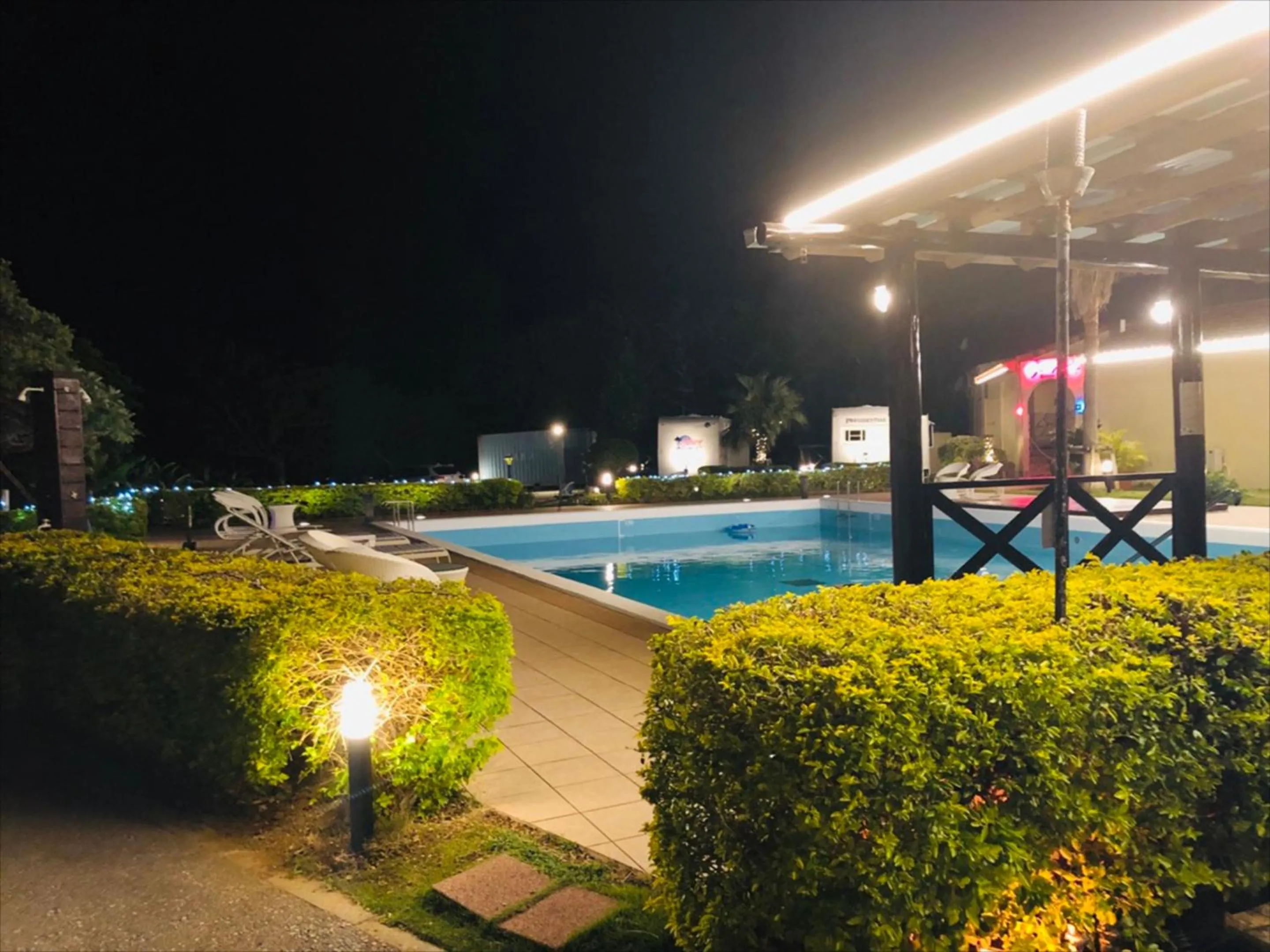 Property building in Wood Pecker Nakijin