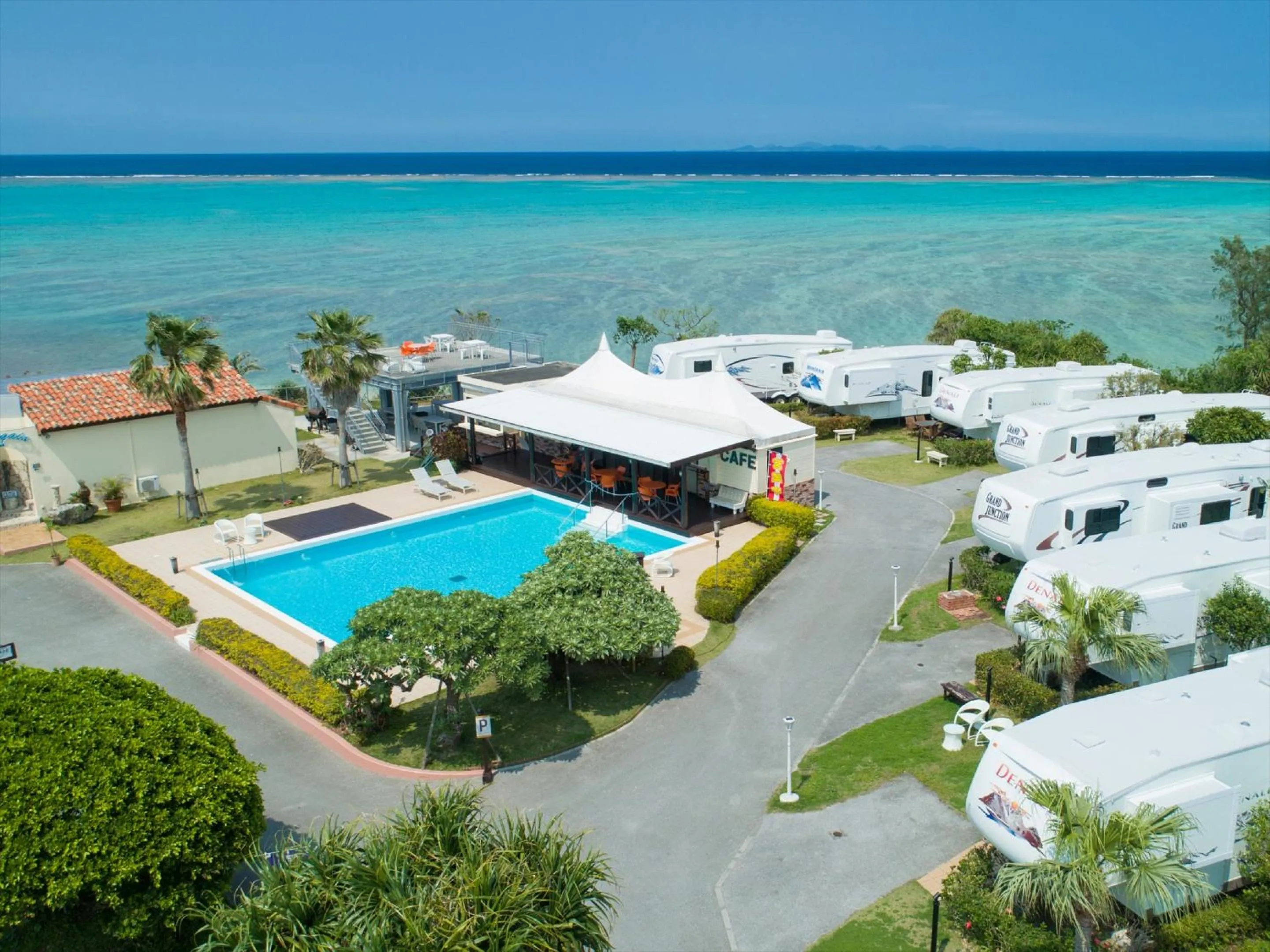 Restaurant/places to eat in Wood Pecker Nakijin