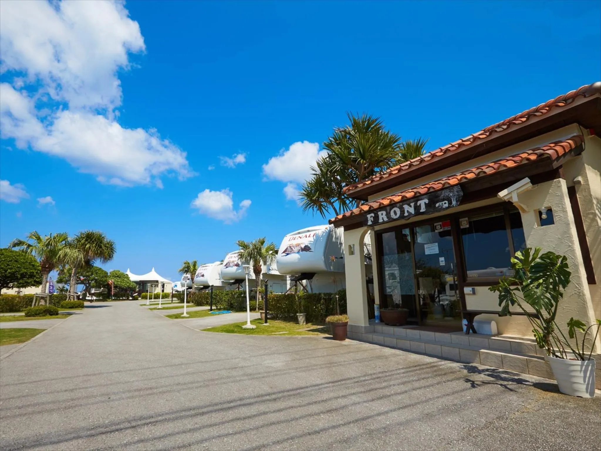Facade/entrance in Wood Pecker Nakijin