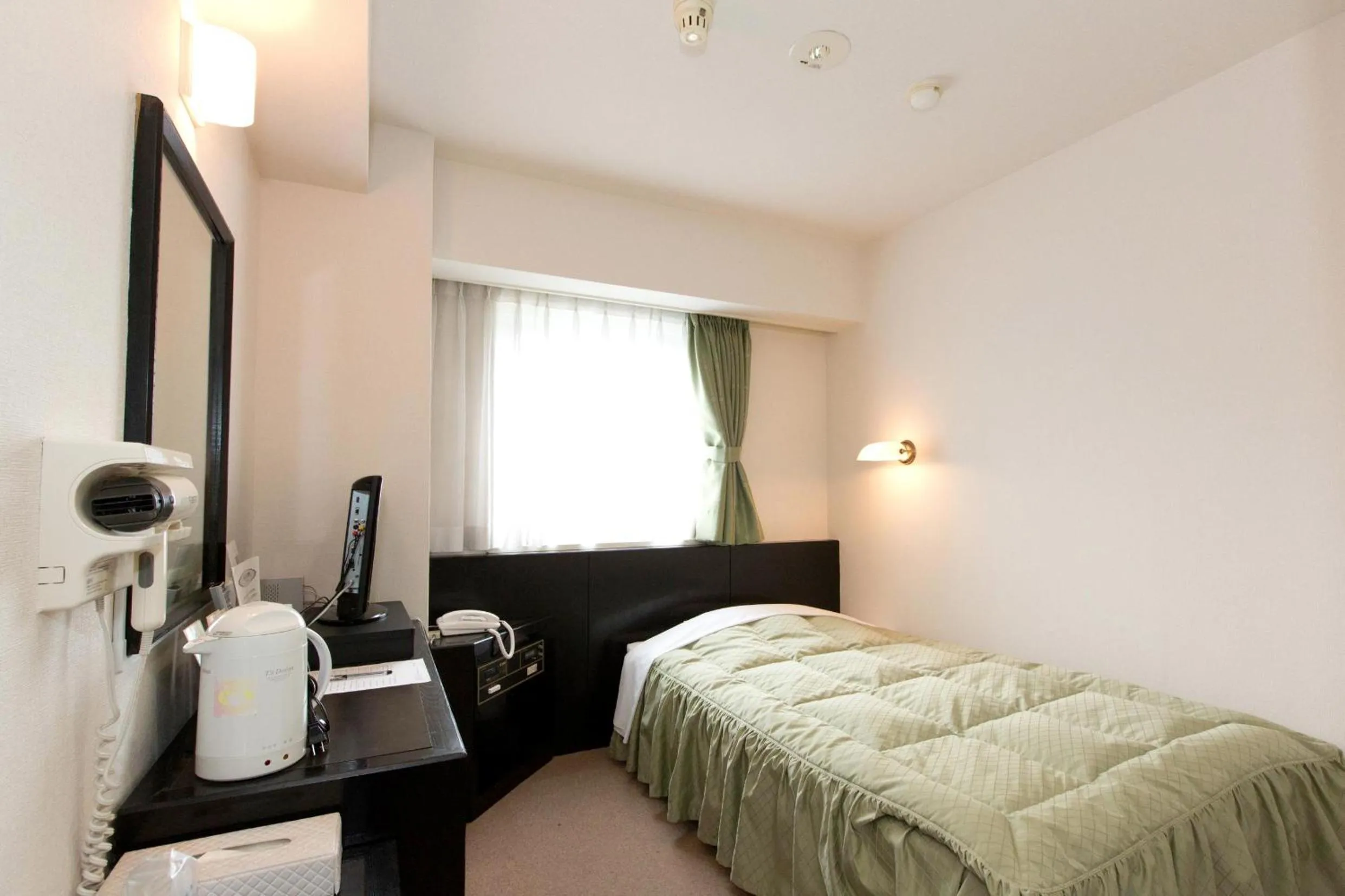 Photo of the whole room, Bed in Plaza Hotel Fujinoi