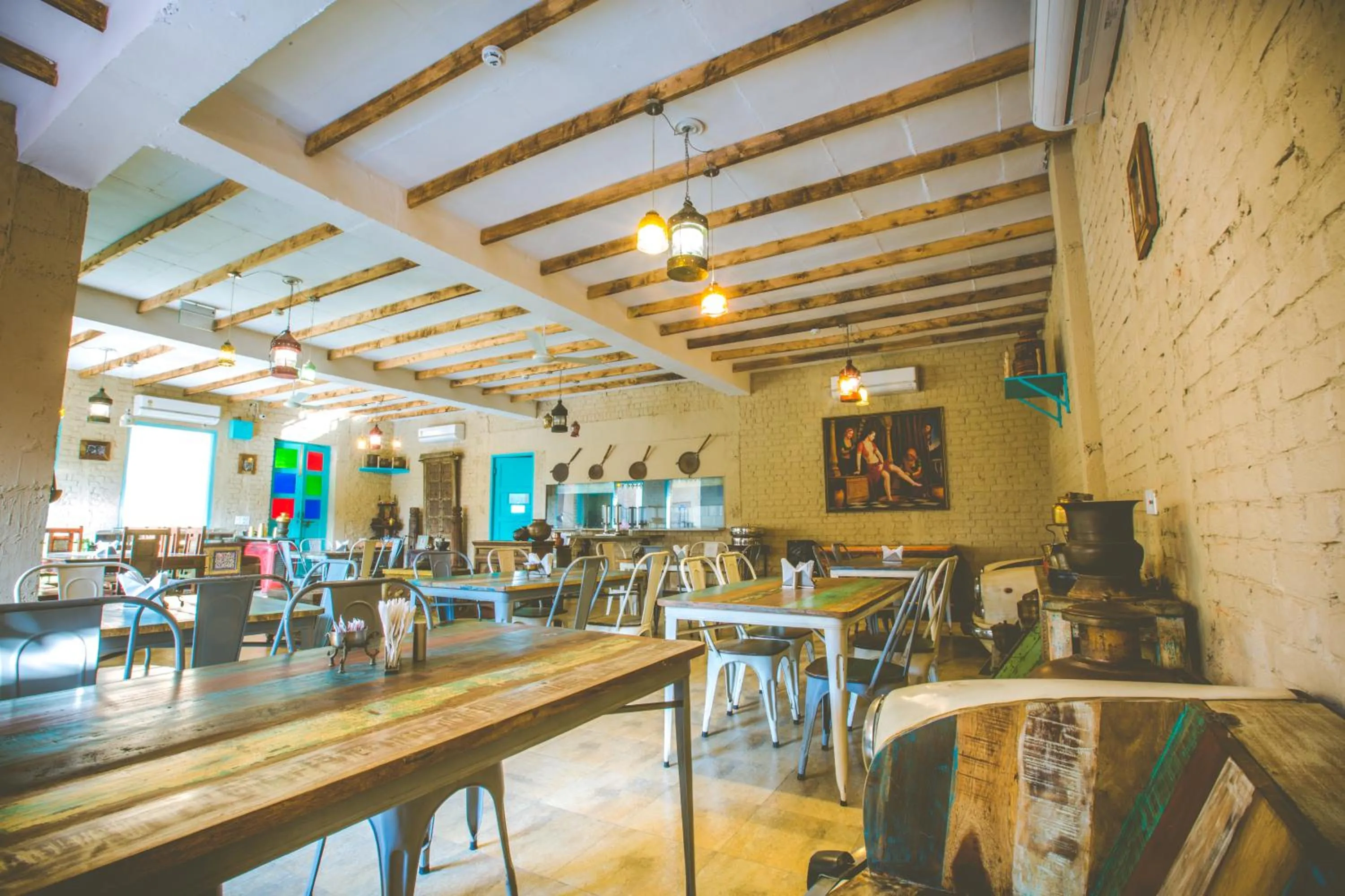 Restaurant/places to eat in WelcomHeritage Ranjitvilas