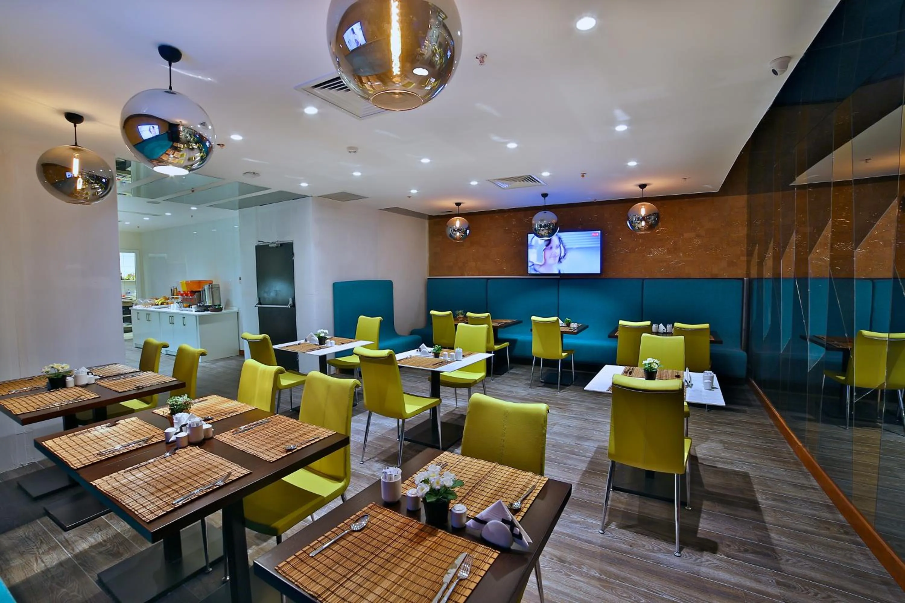 Restaurant/places to eat in The Tango Hotel İstanbul