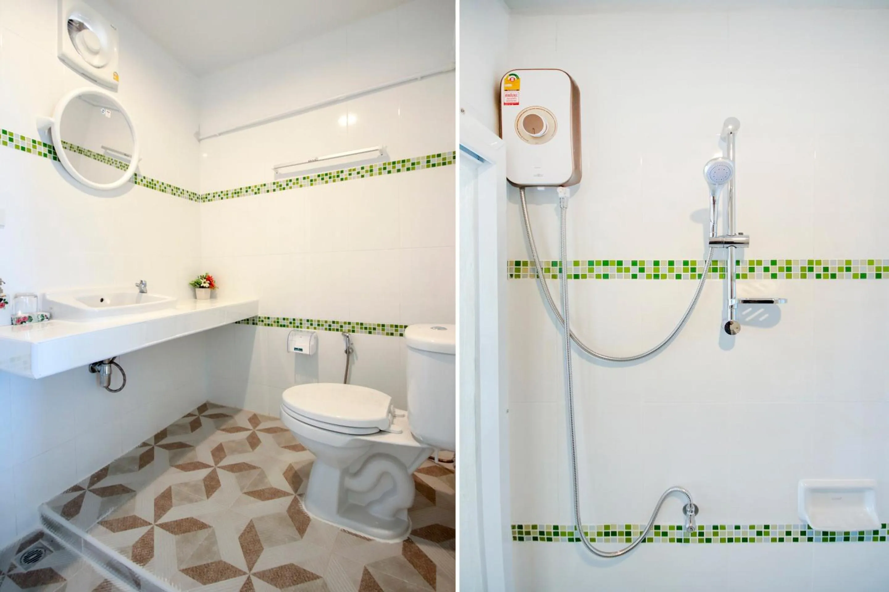 Bathroom in OYO 1085 Ma Lanta House