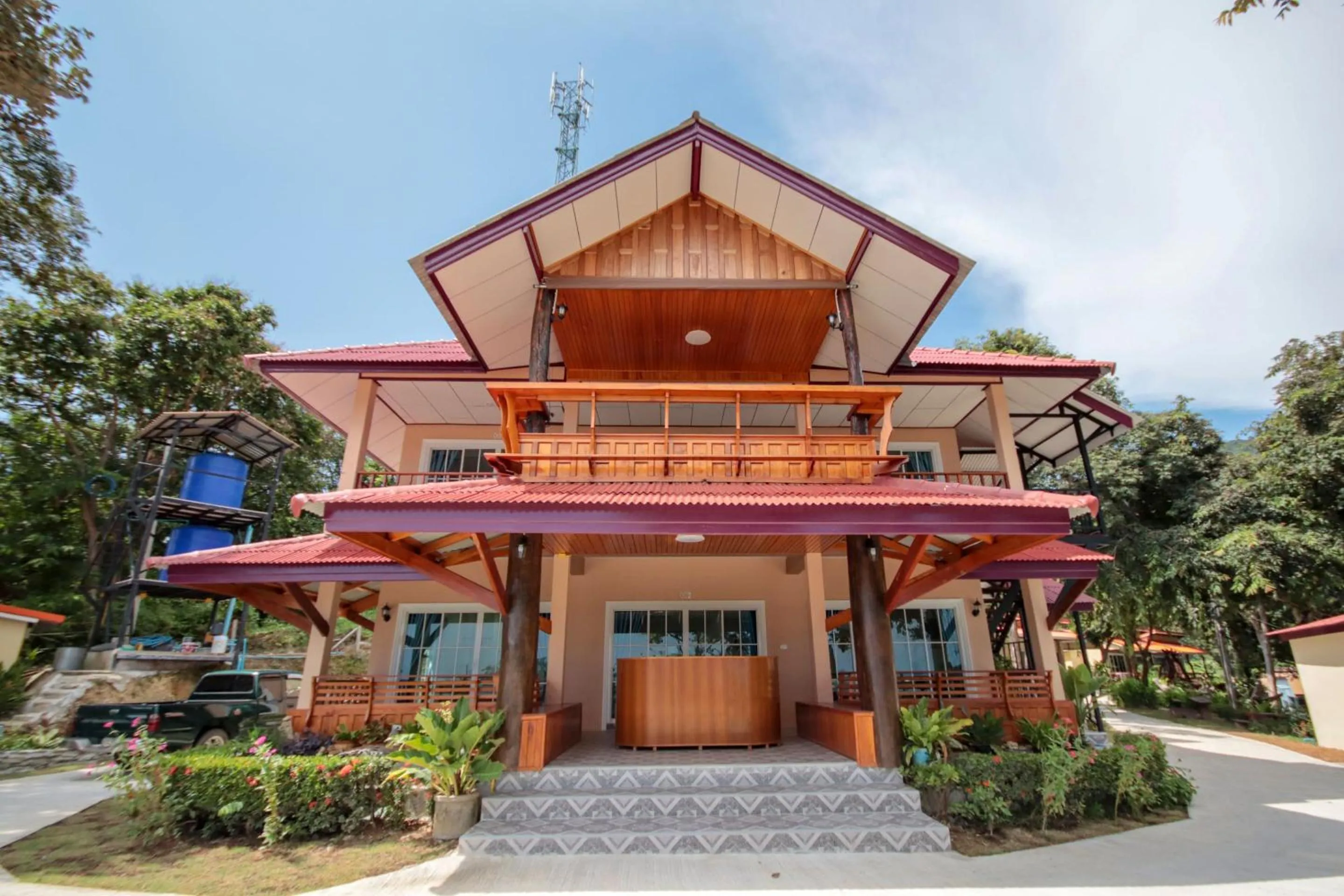 Facade/entrance in OYO 1085 Ma Lanta House