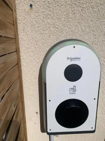 Logis Hôtel Saint Cyr