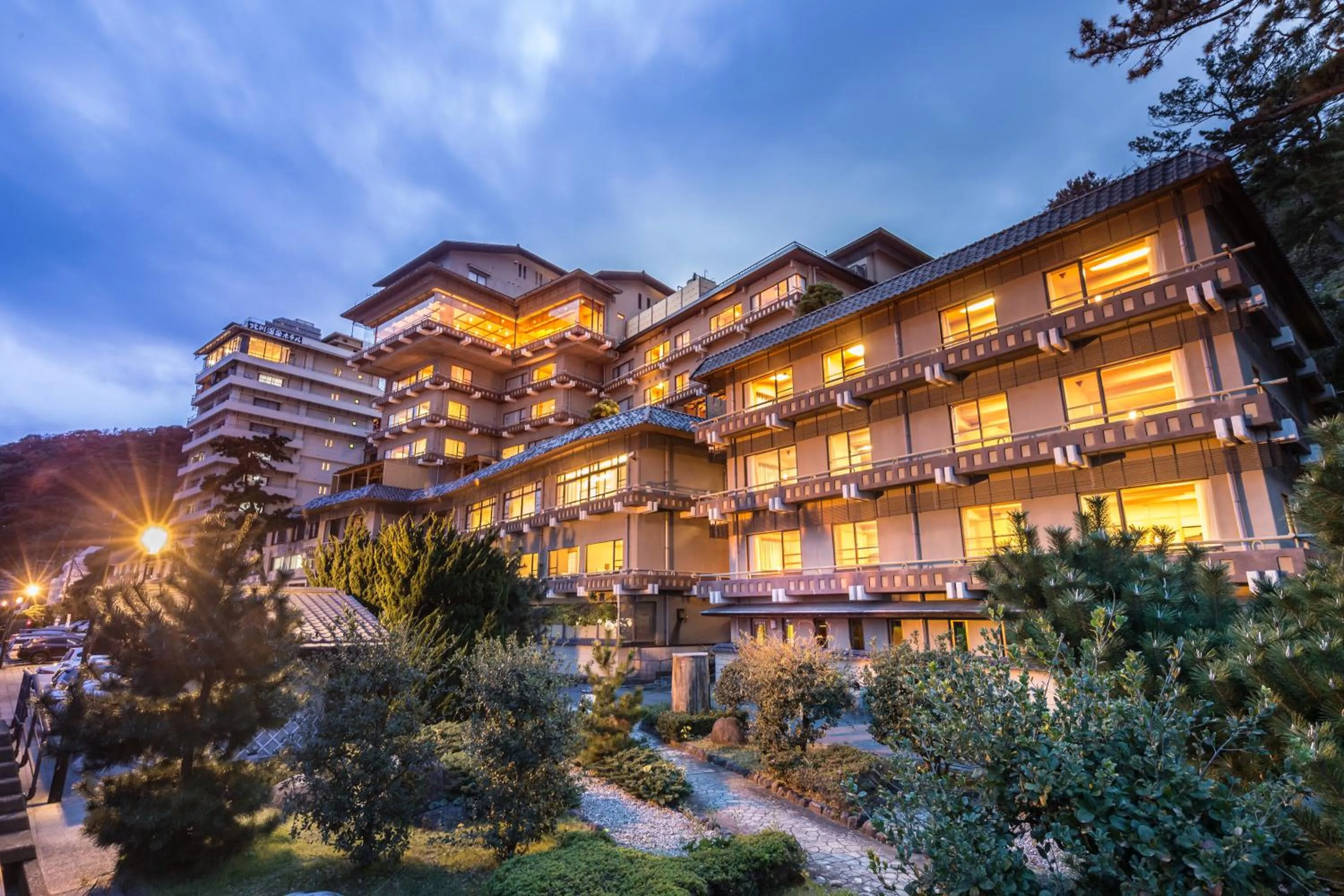 Property building in Bousui