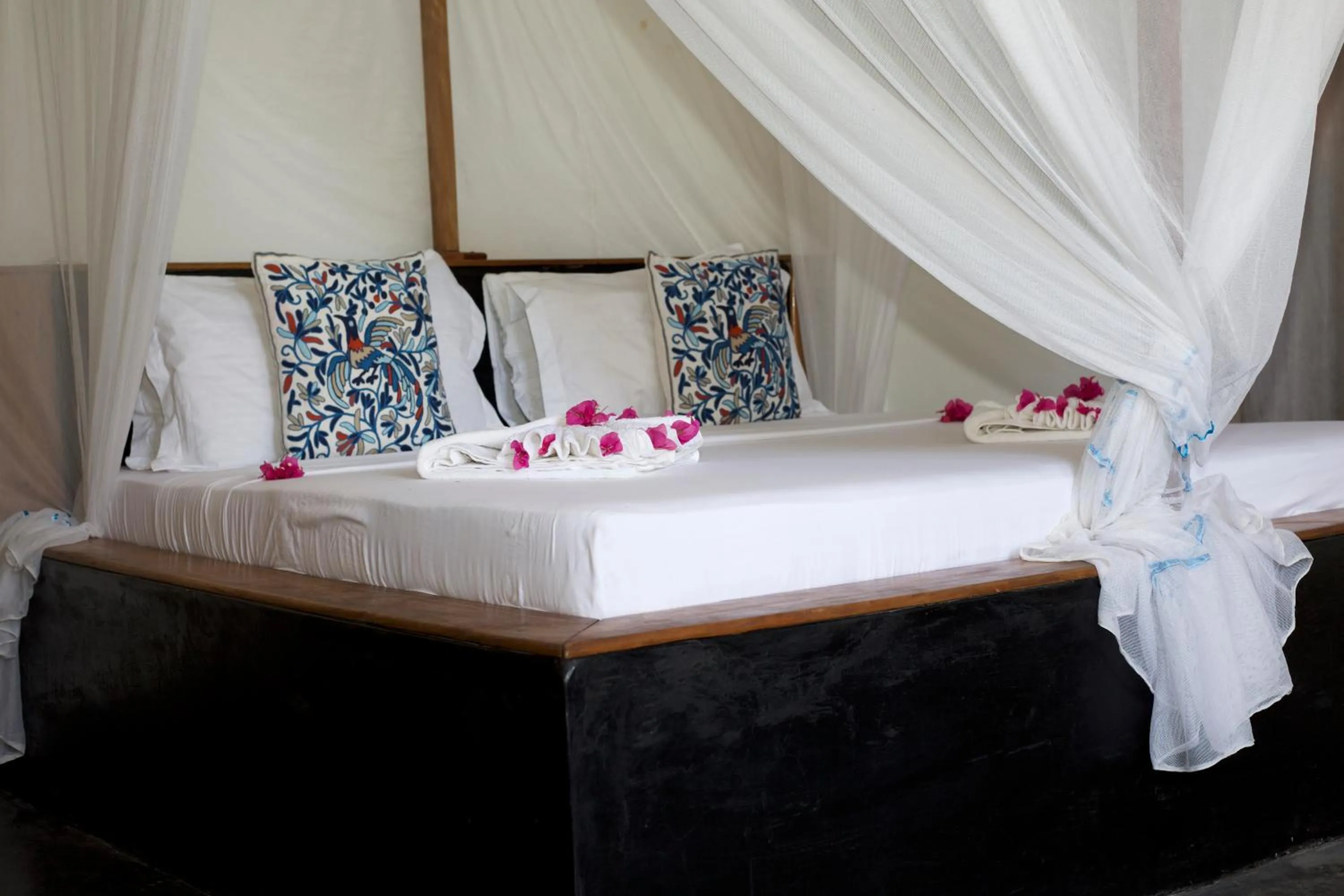 Bed in Barabara House