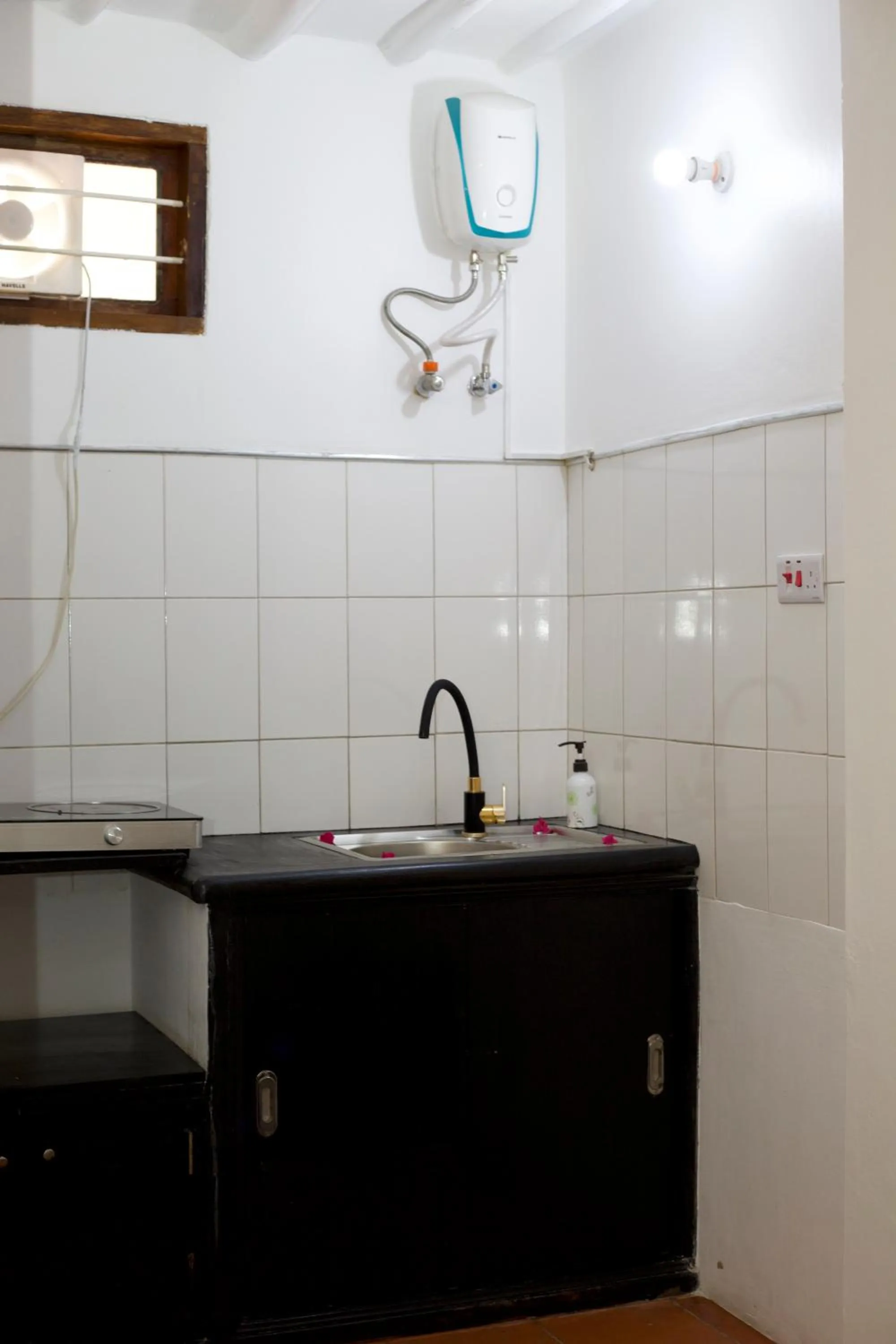 Kitchen or kitchenette in Barabara House