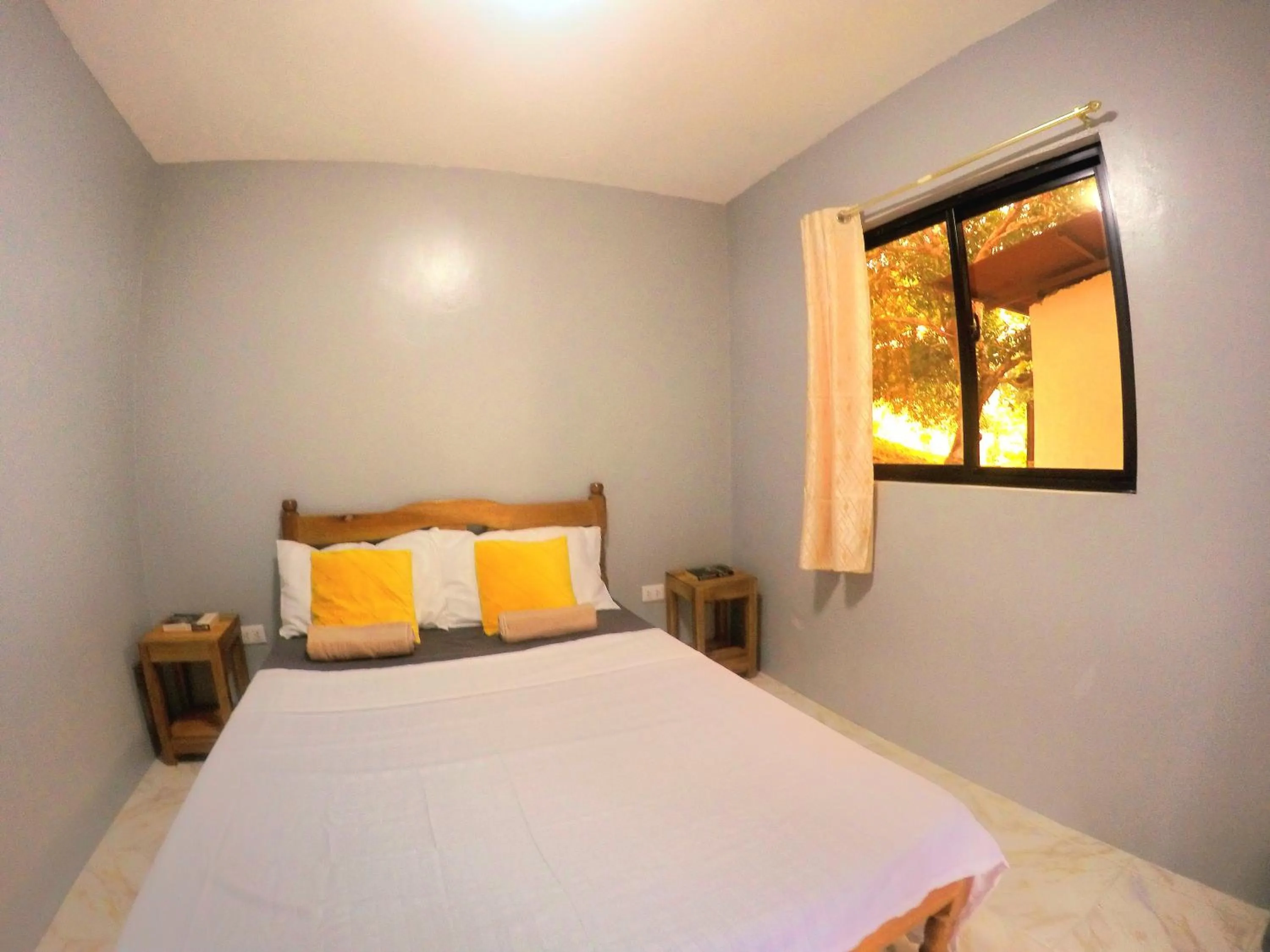 Bed in Al Hamra Jungle Resort