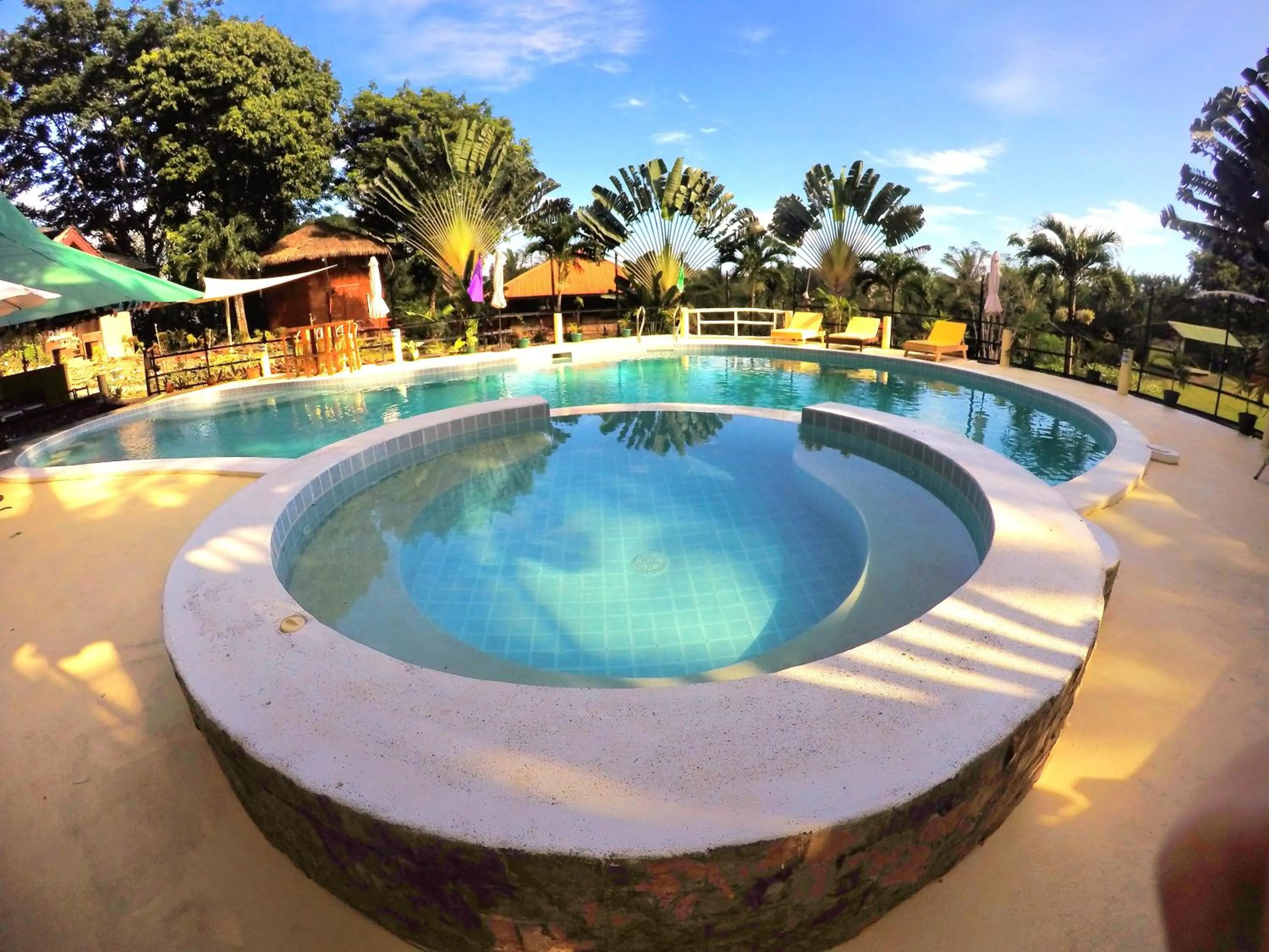 Al Hamra Jungle Resort