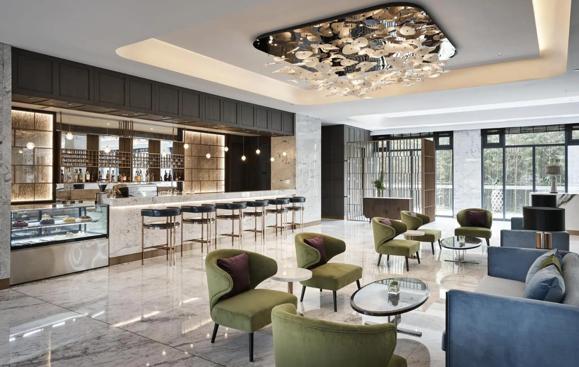 Lobby or reception in The Senz Hotel & SPA