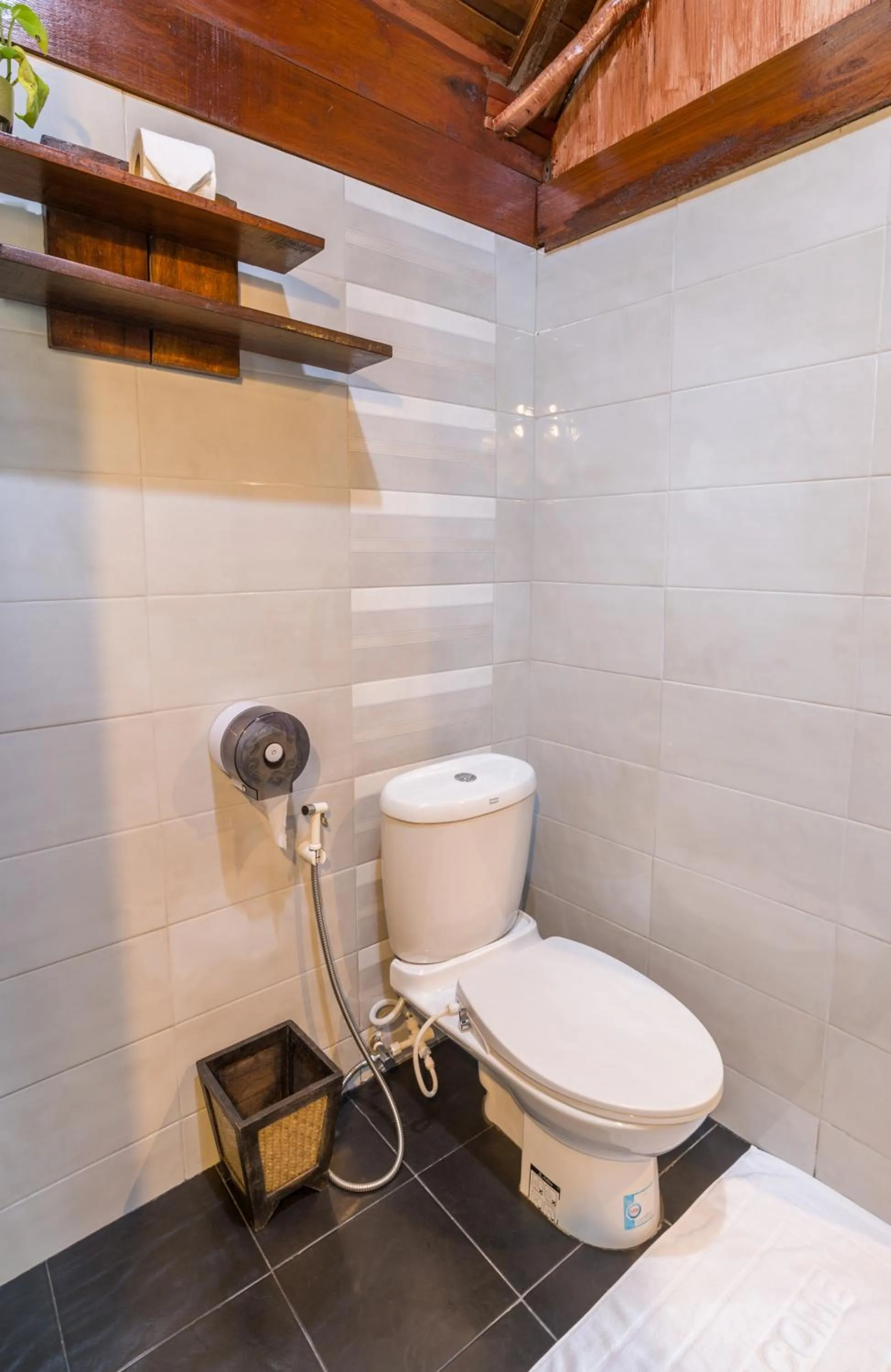 Property building in Koh Jum Ocean Beach Resort