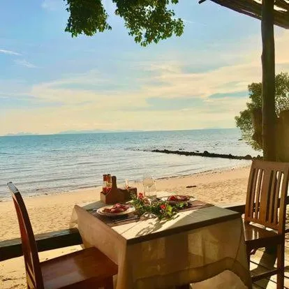 Food and drinks in Koh Jum Ocean Beach Resort