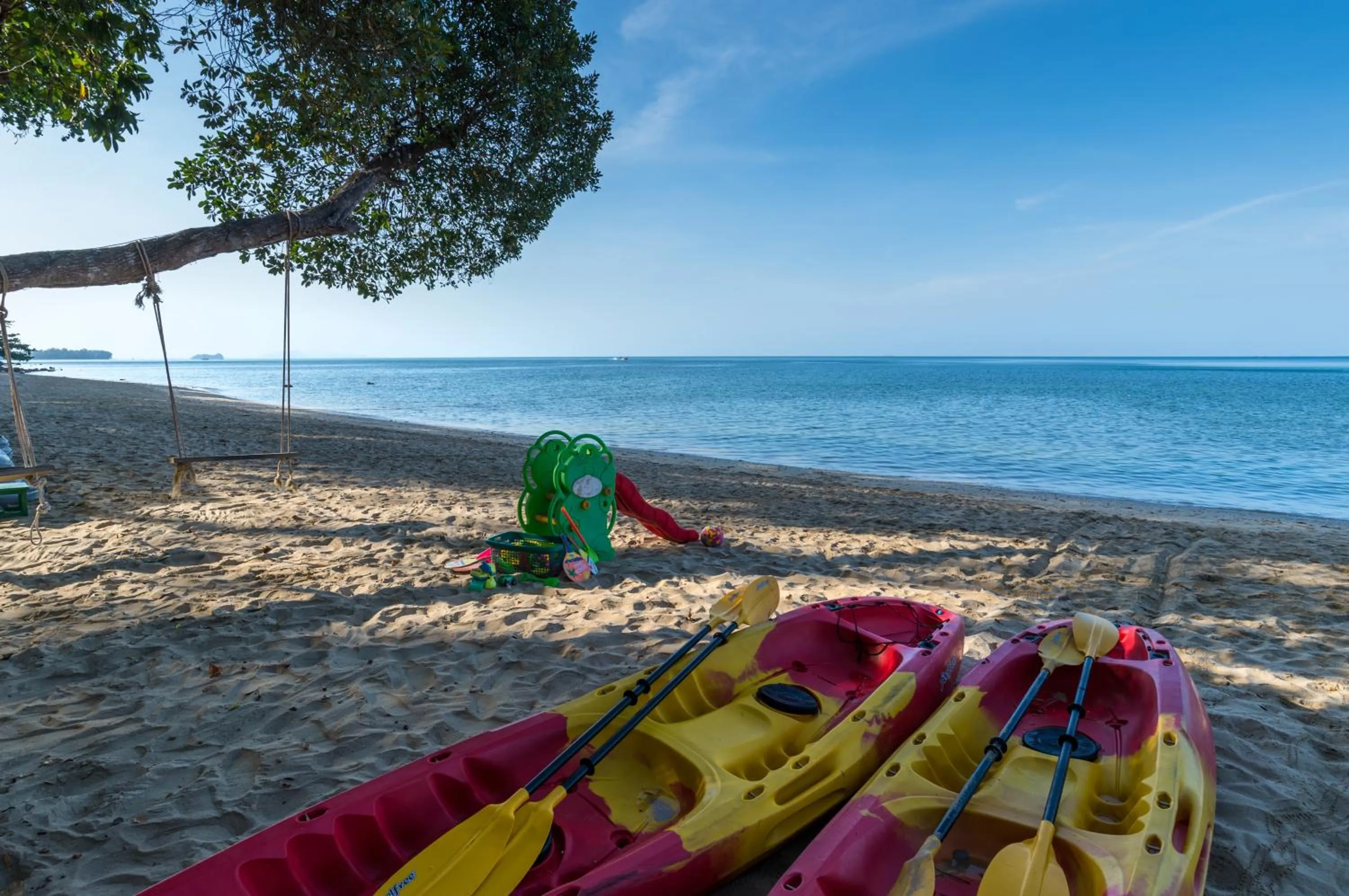 Beach in Koh Jum Ocean Beach Resort