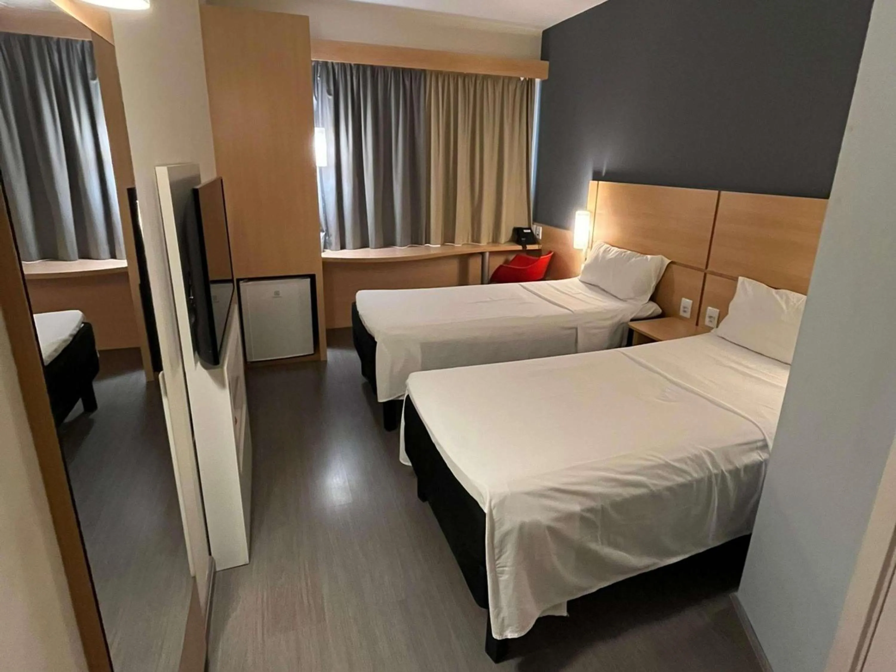 Bedroom, Bed in ibis Catalao