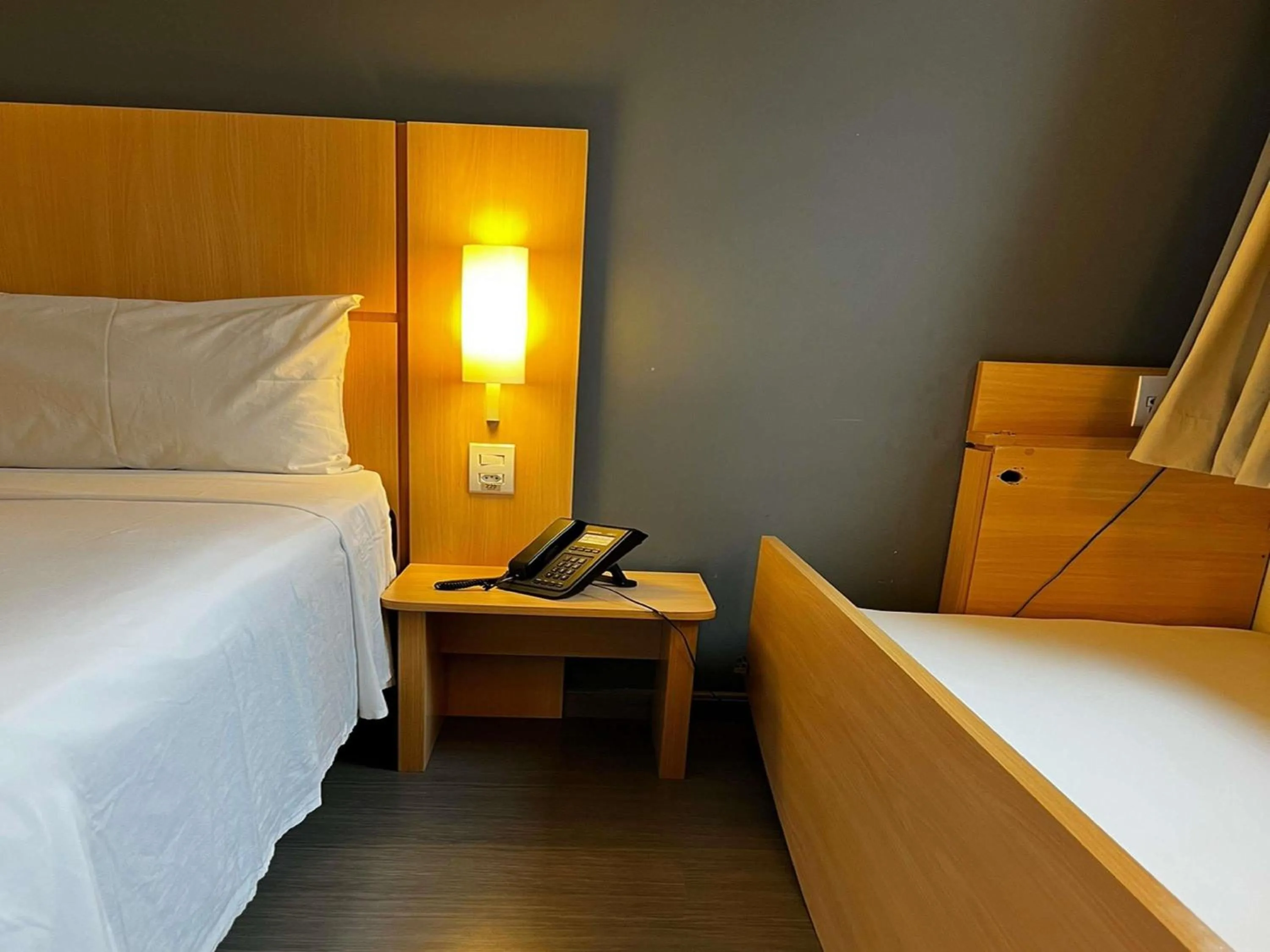 Bedroom, Bed in ibis Catalao