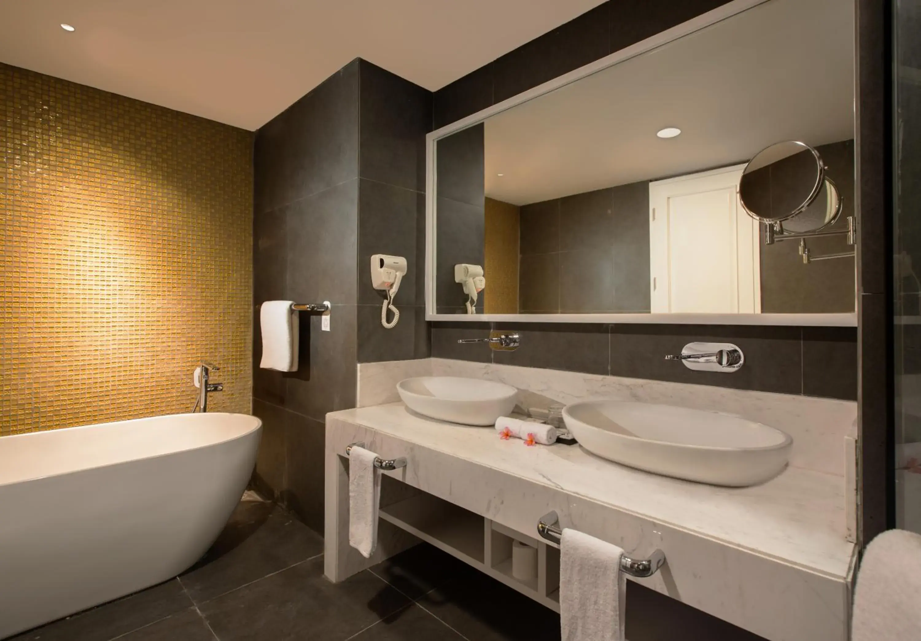 Executive Suite in Swiss-Belinn Singkawang Executive Suite in Swiss-Belinn Singkawang
