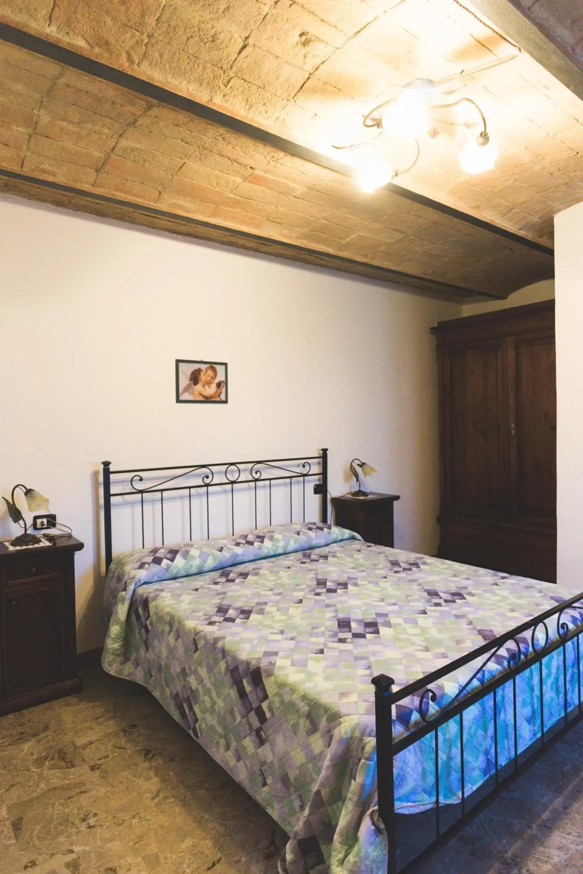 Double Room with Private Bathroom in Bed and Breakfast Misghecchino Double Room with Private Bathroom in Bed and Breakfast Misghecchino