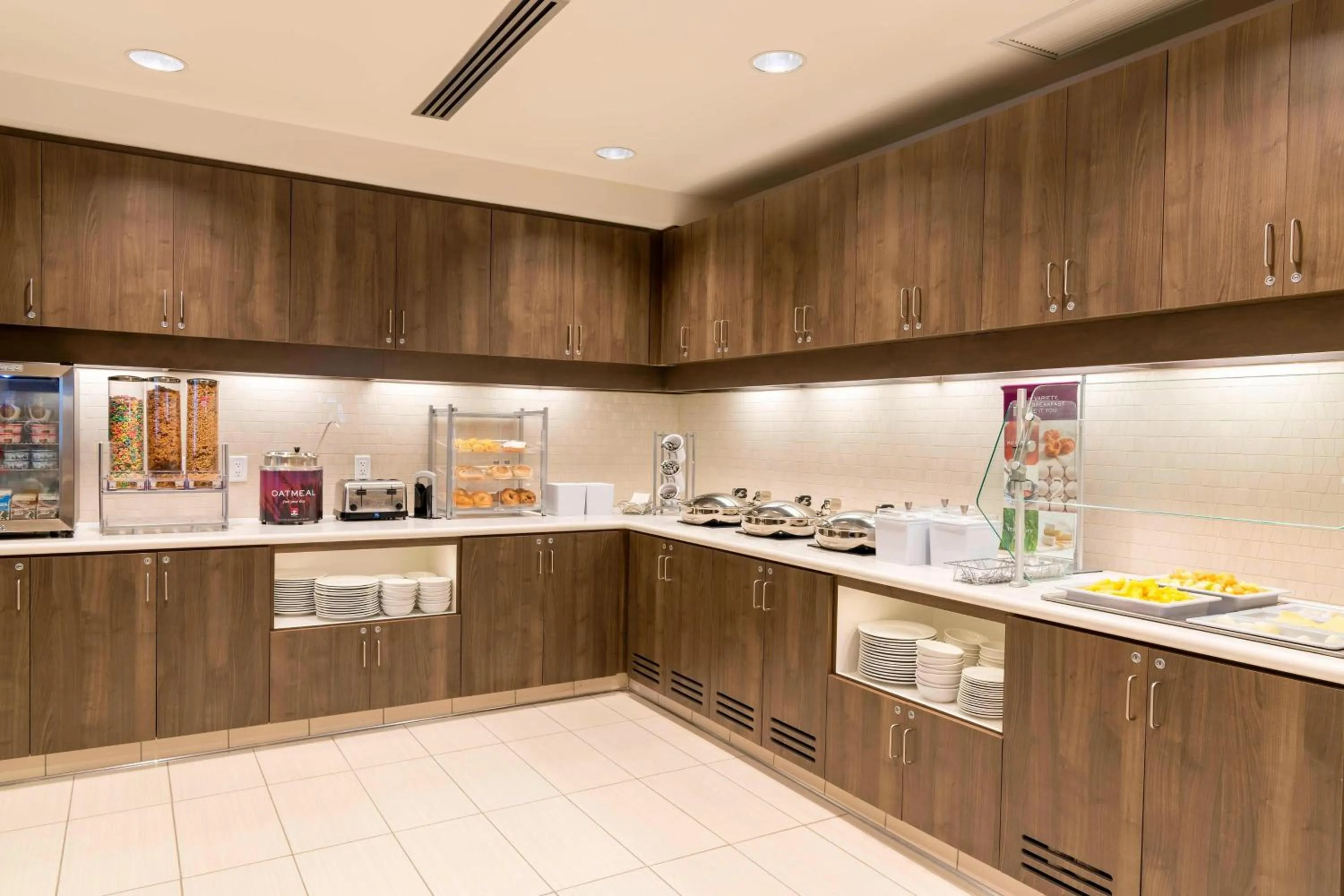 Breakfast in Residence Inn by Marriott Green Bay Downtown