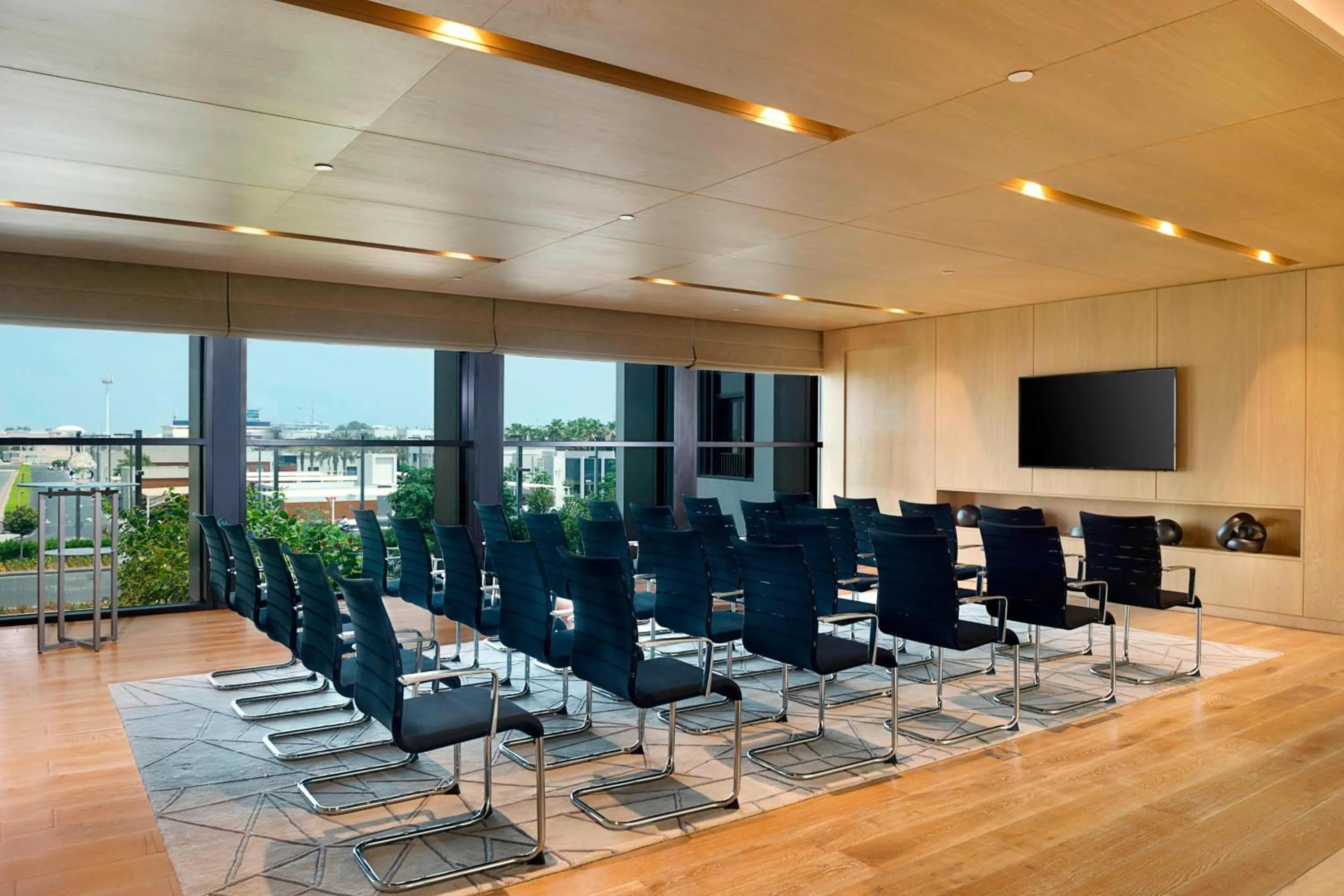 Lounge or bar in La Ville Hotel & Suites CITY WALK Dubai, Autograph Collection