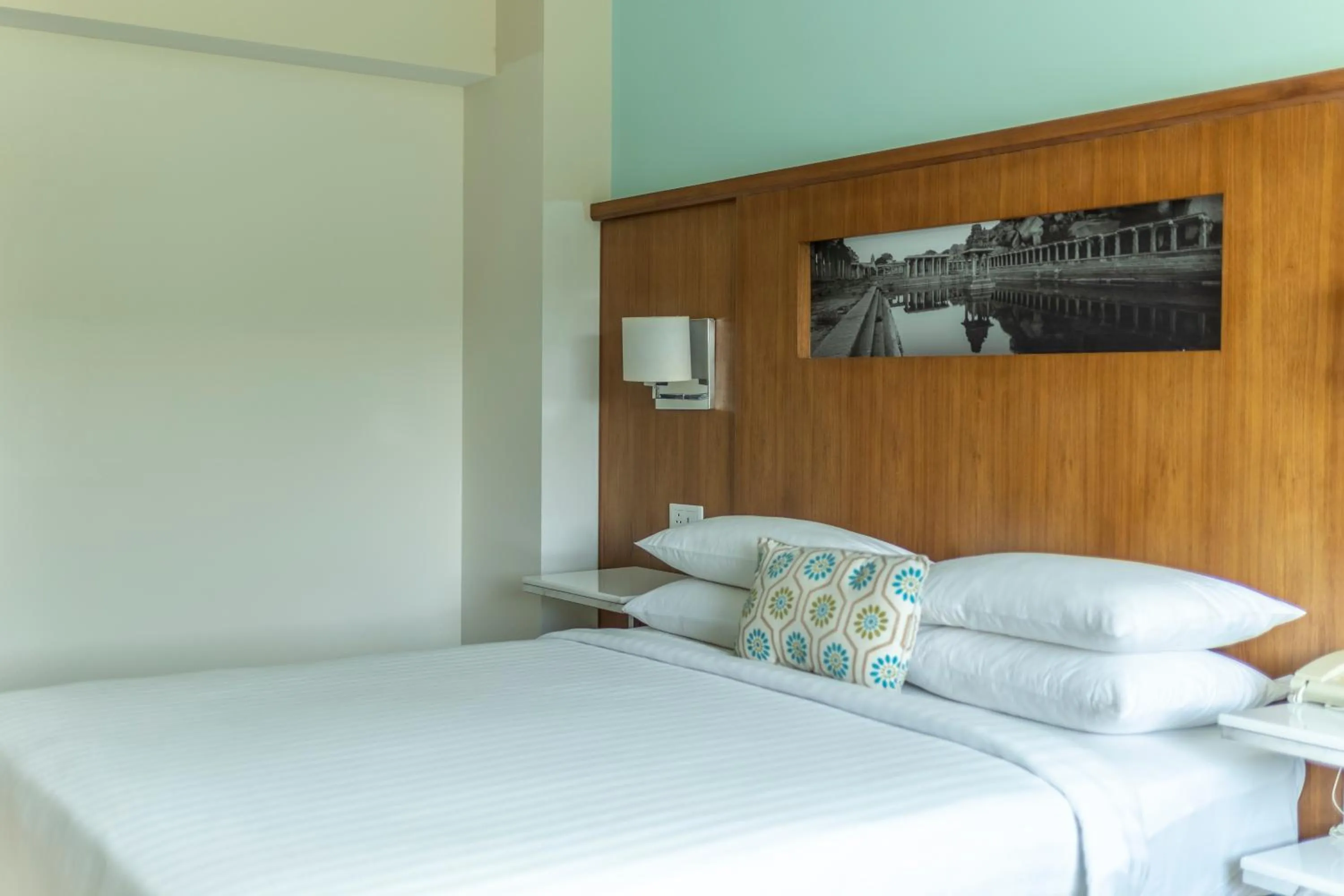 Bed in Fairfield by Marriott Belagavi