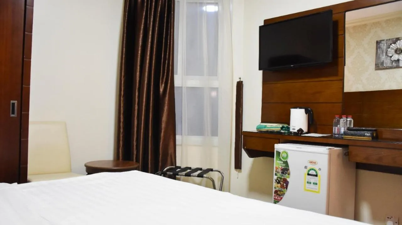 TV and multimedia, Bed in Mirage Al Salam Hotel