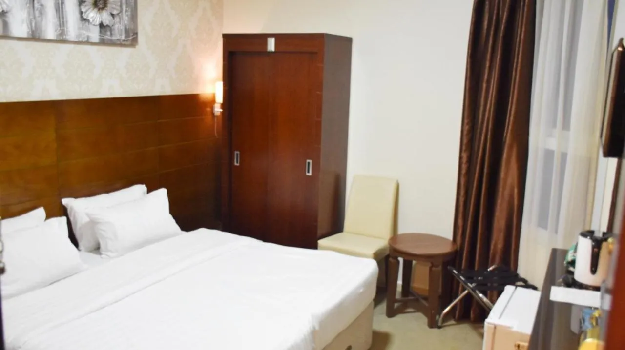 Bed in Mirage Al Salam Hotel