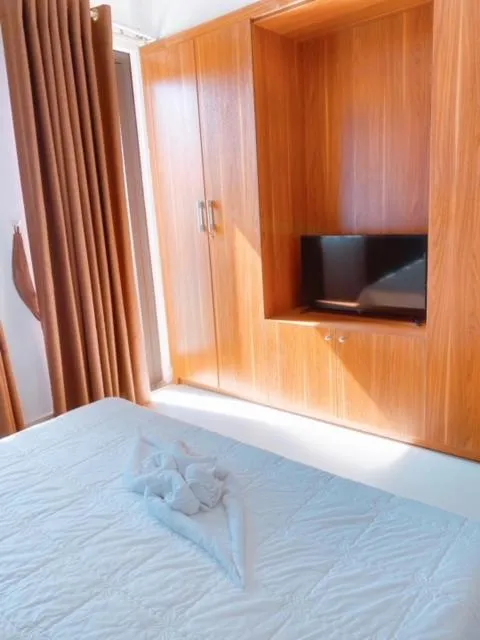 Bed in Poetic Hue Hotel & Spa